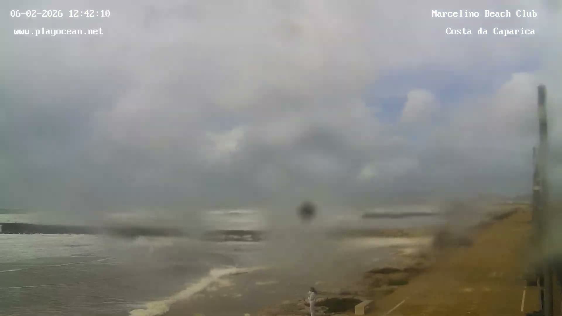 Praia de Santo Antonio Beach , Costa da Caparica Live Cam - Almada, Setubal, Lisbon,  Portugal
