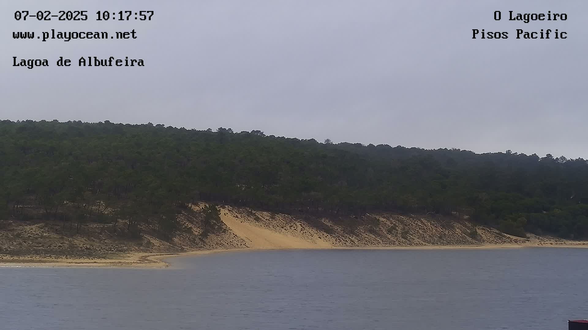Lagoa de Albufeira Lake Wind Surf Live Cam - Sesimbra, Setubal, Portugal