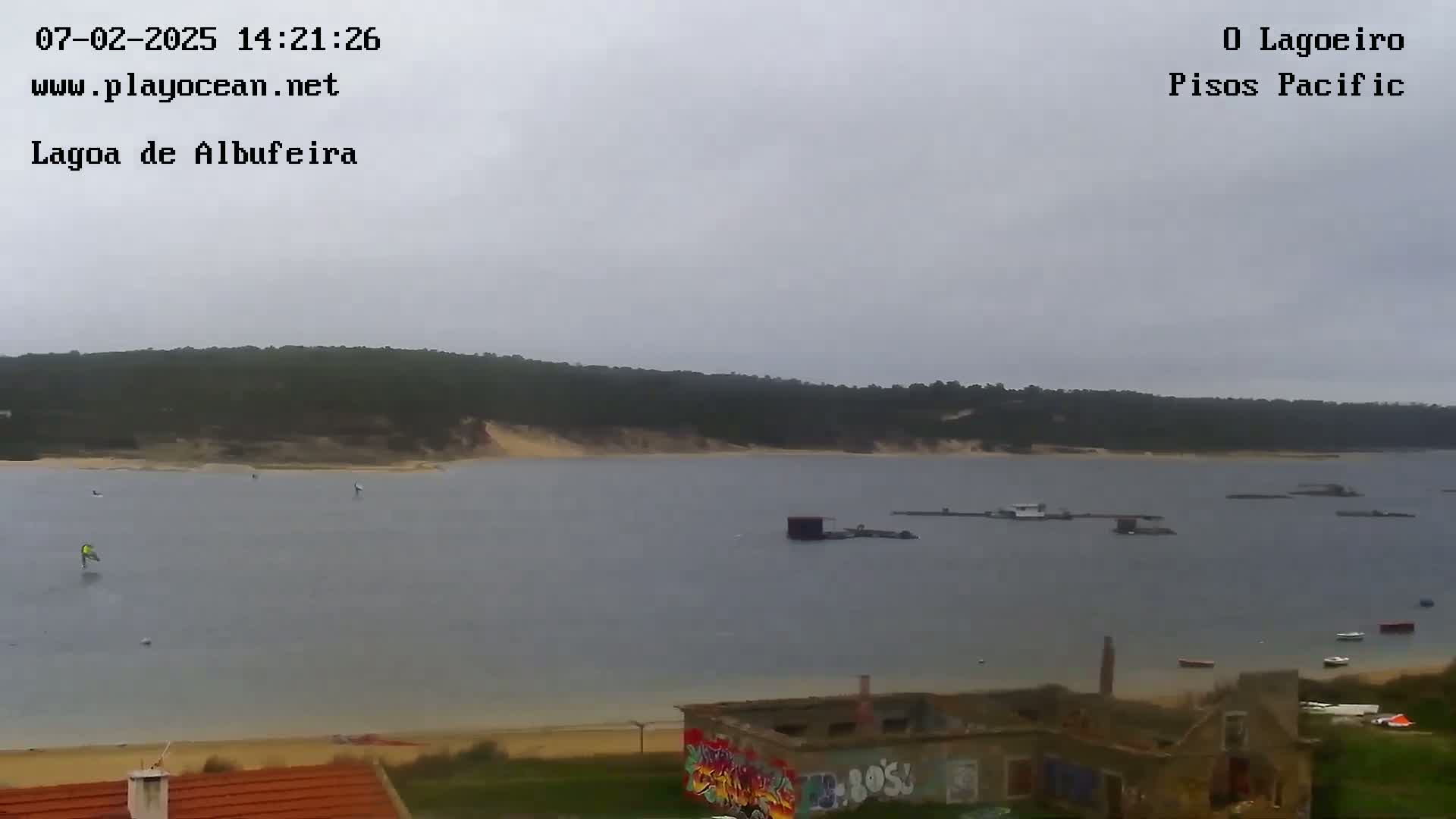 Lagoa de Albufeira Lake Wind Surf Live Cam - Sesimbra, Setubal, Portugal
