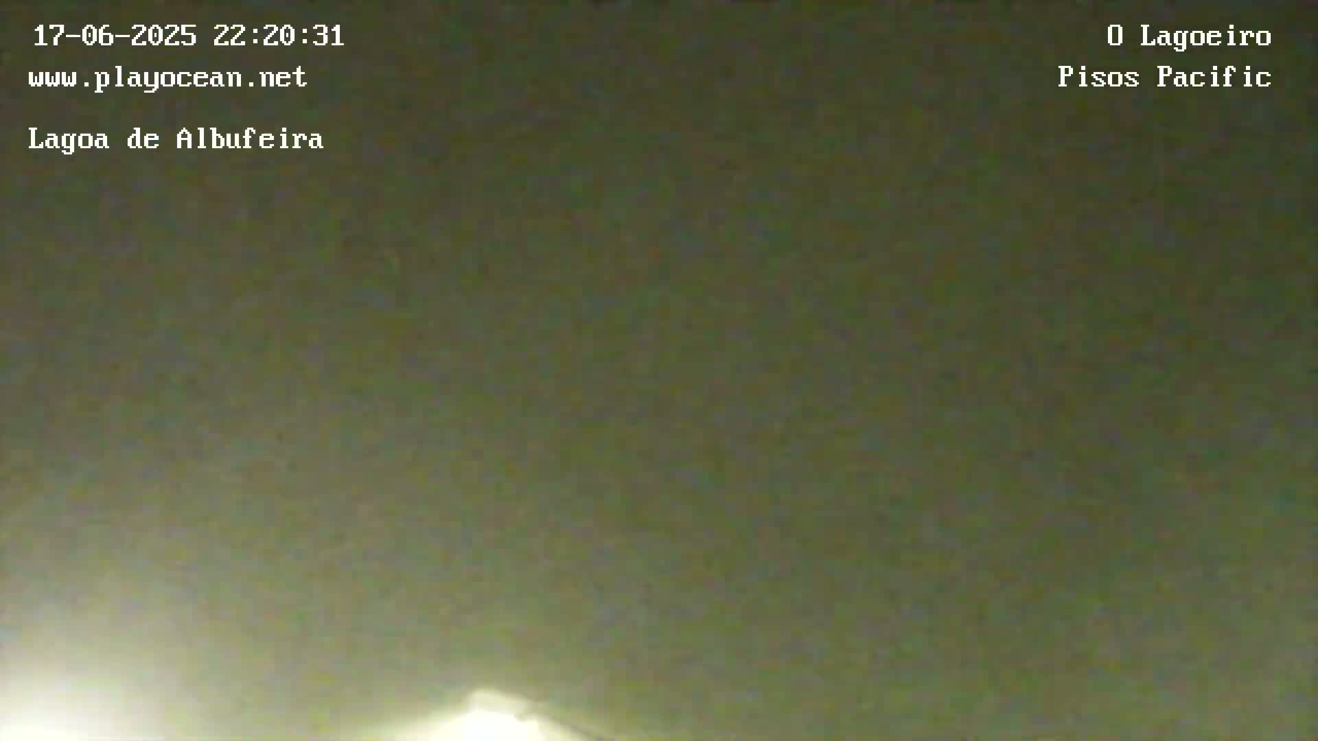 Lagoa de Albufeira Lake Wind Surf Live Cam - Sesimbra, Setubal, Lisbon, Portugal