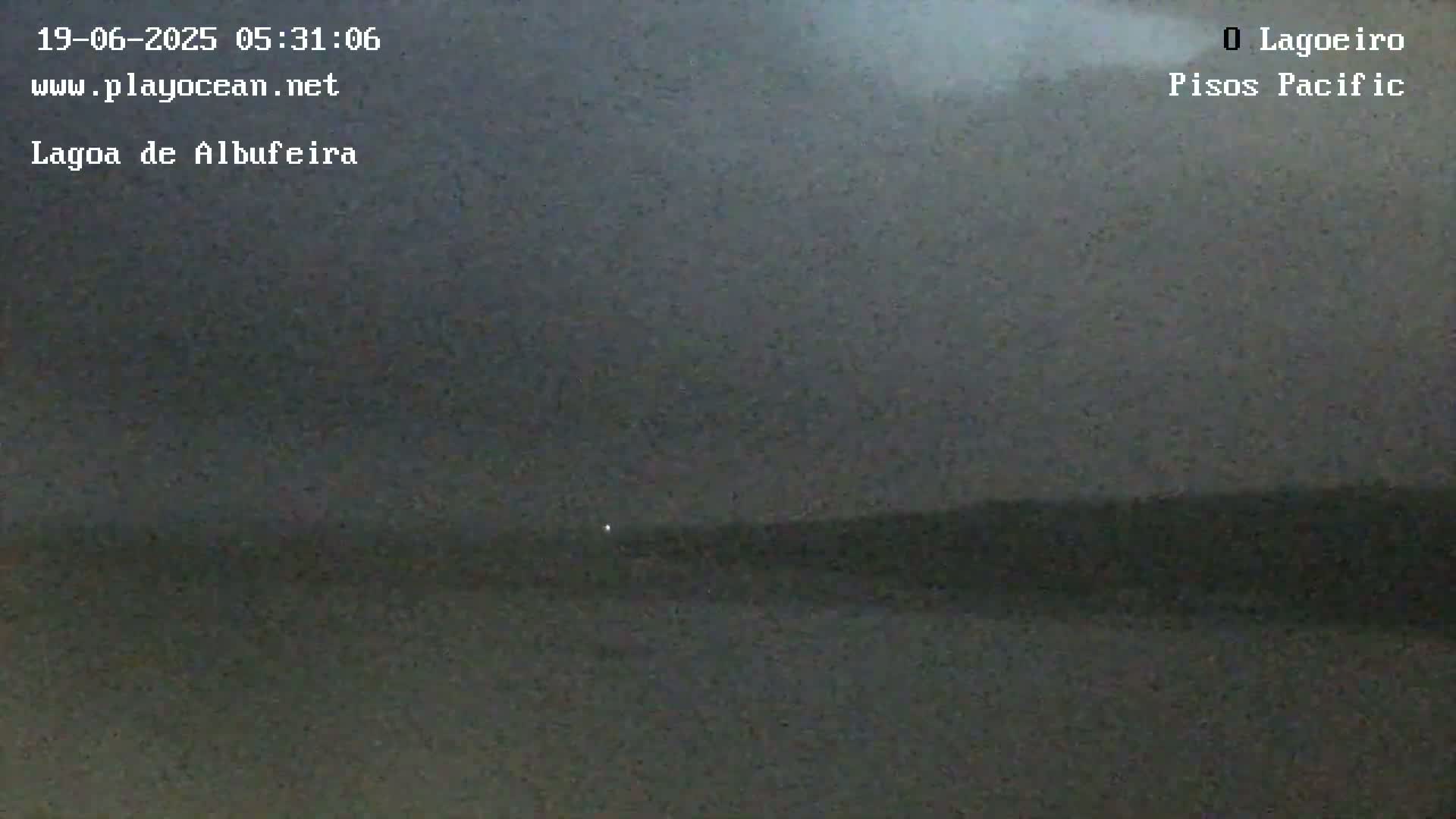 Lagoa de Albufeira Lake Wind Surf Live Cam - Sesimbra, Setubal, Lisbon, Portugal