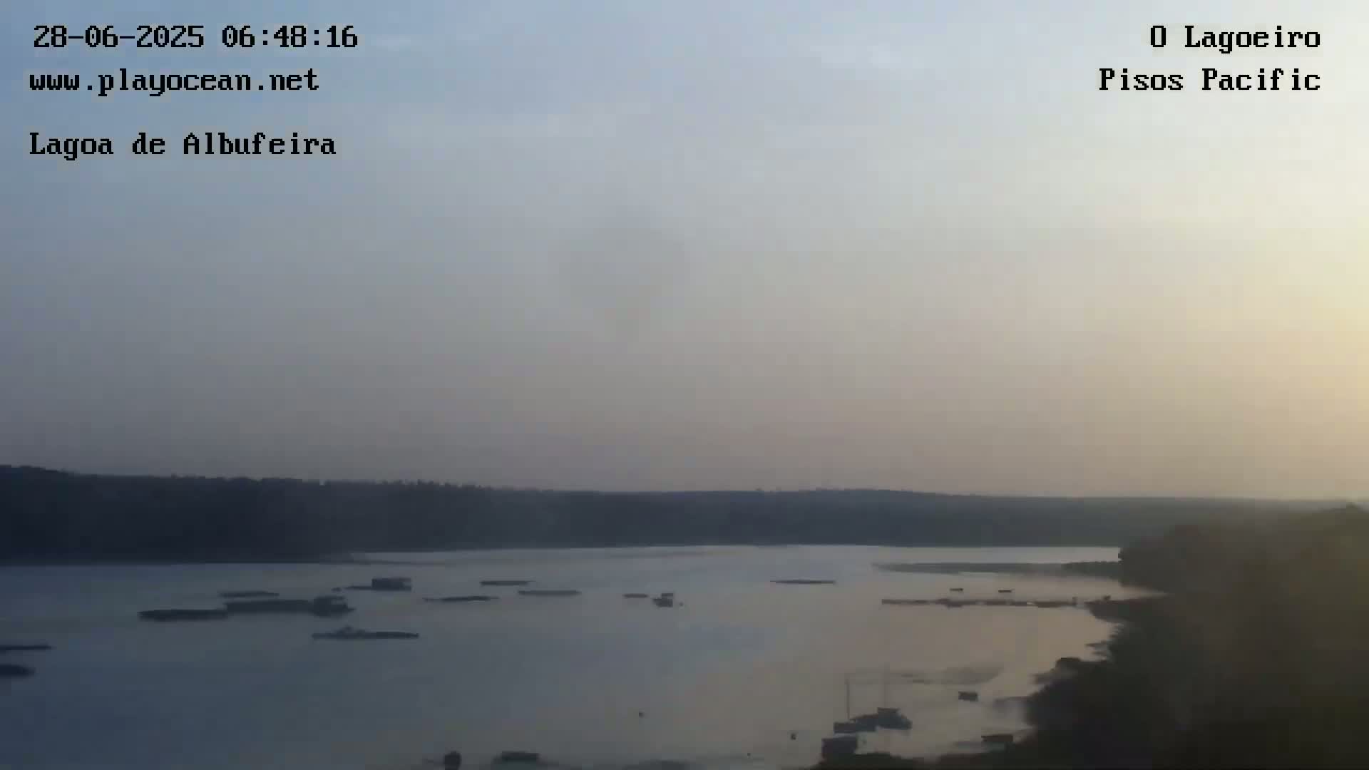 Lagoa de Albufeira Lake Wind Surf Live Cam - Sesimbra, Setubal, Lisbon, Portugal