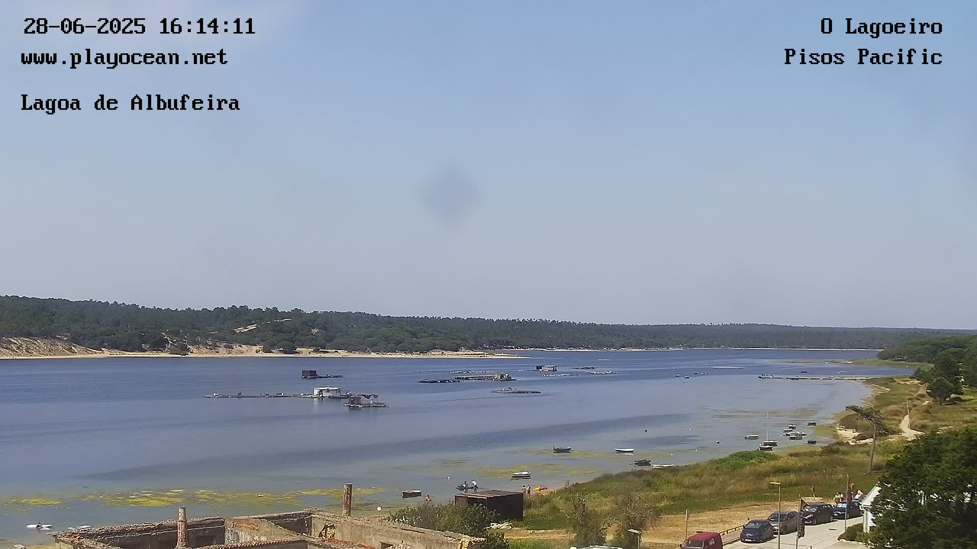 Lagoa de Albufeira Lake Wind Surf Live Cam - Sesimbra, Setubal, Lisbon, Portugal
