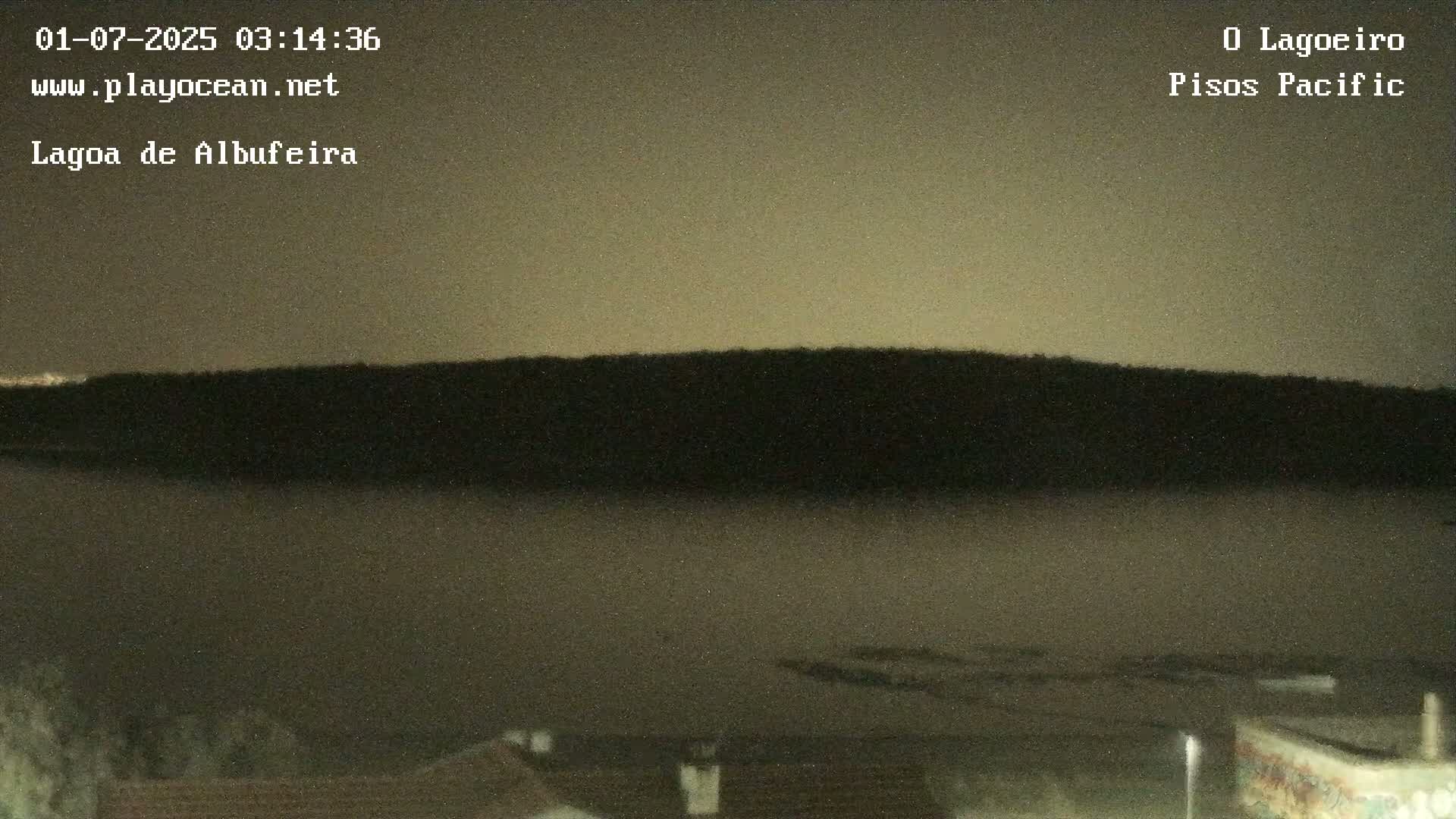 Lagoa de Albufeira Lake Wind Surf Live Cam - Sesimbra, Setubal, Lisbon, Portugal