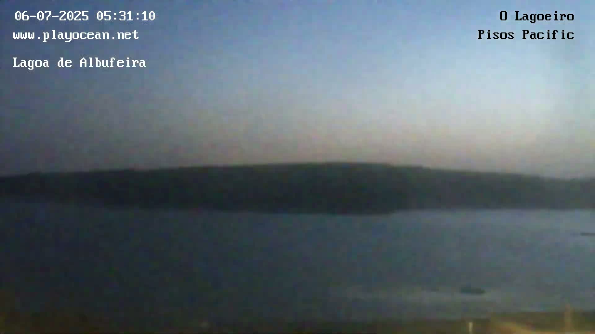 Lagoa de Albufeira Lake Wind Surf Live Cam - Sesimbra, Setubal, Lisbon, Portugal