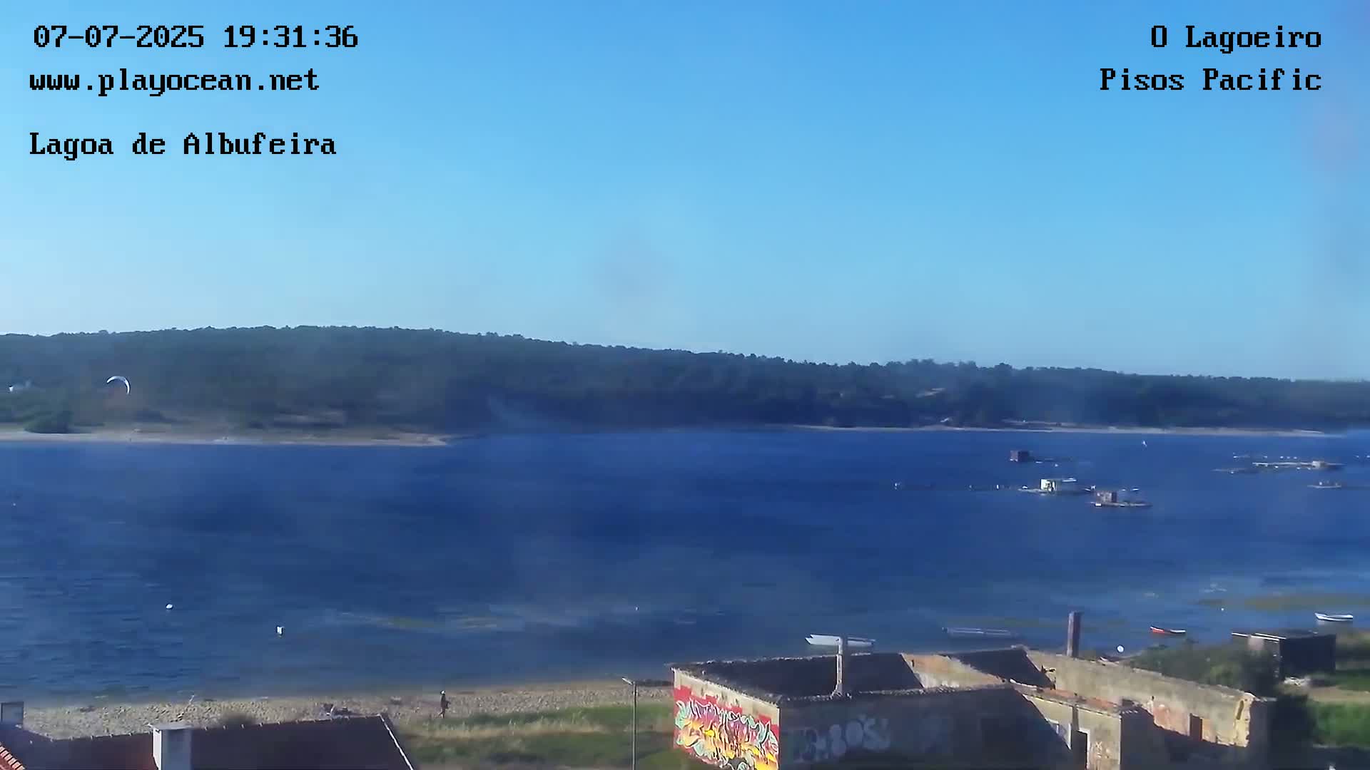 Lagoa de Albufeira Lake Wind Surf Live Cam - Sesimbra, Setubal, Lisbon, Portugal