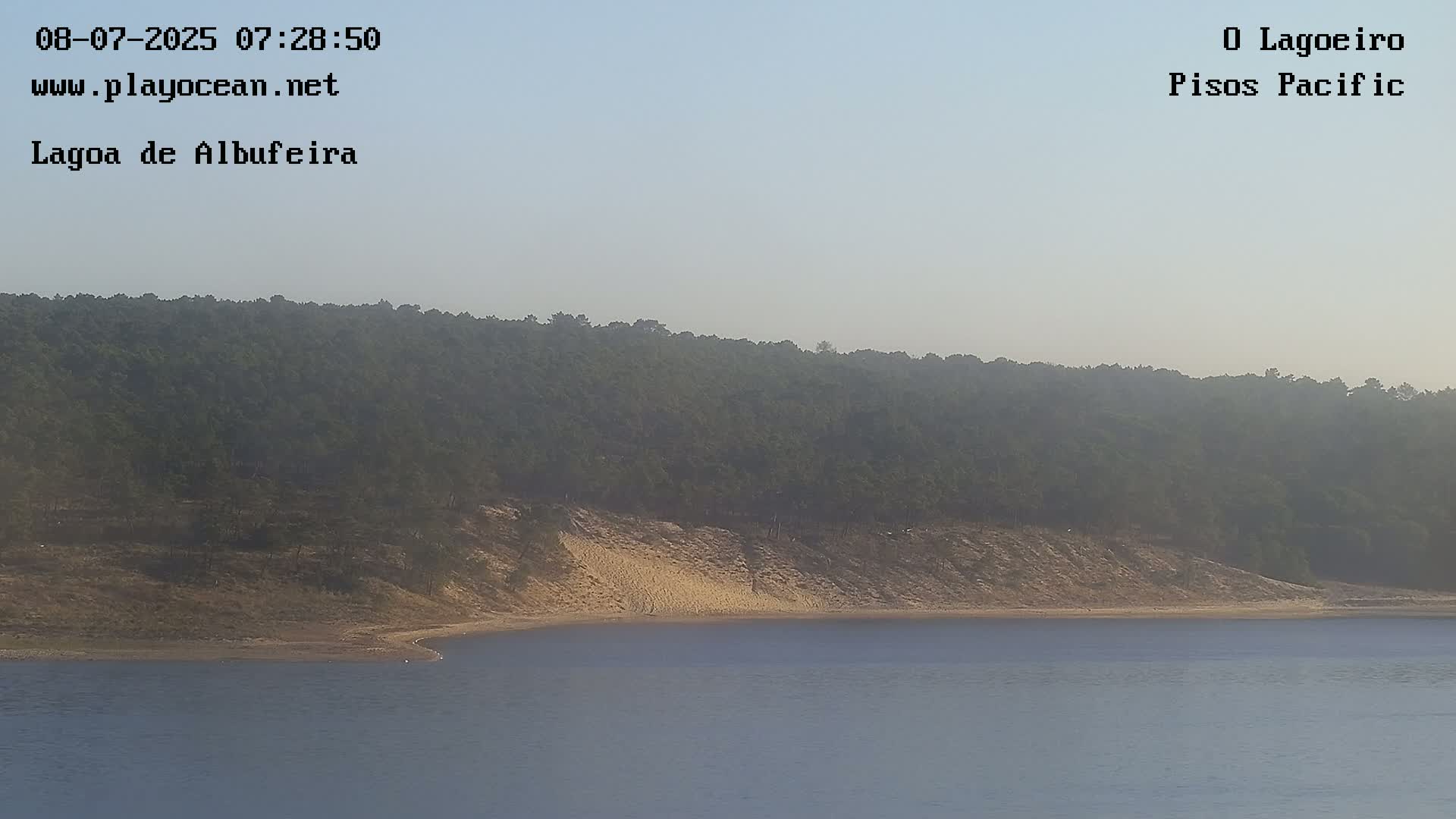 Lagoa de Albufeira Lake Wind Surf Live Cam - Sesimbra, Setubal, Lisbon, Portugal