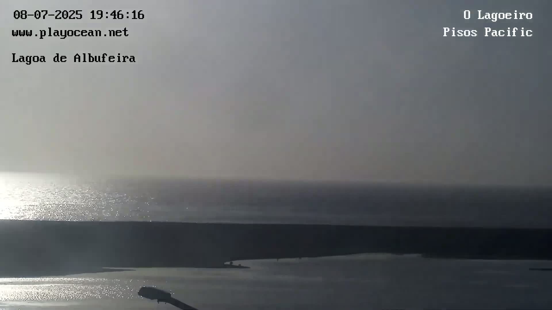 Lagoa de Albufeira Lake Wind Surf Live Cam - Sesimbra, Setubal, Lisbon, Portugal