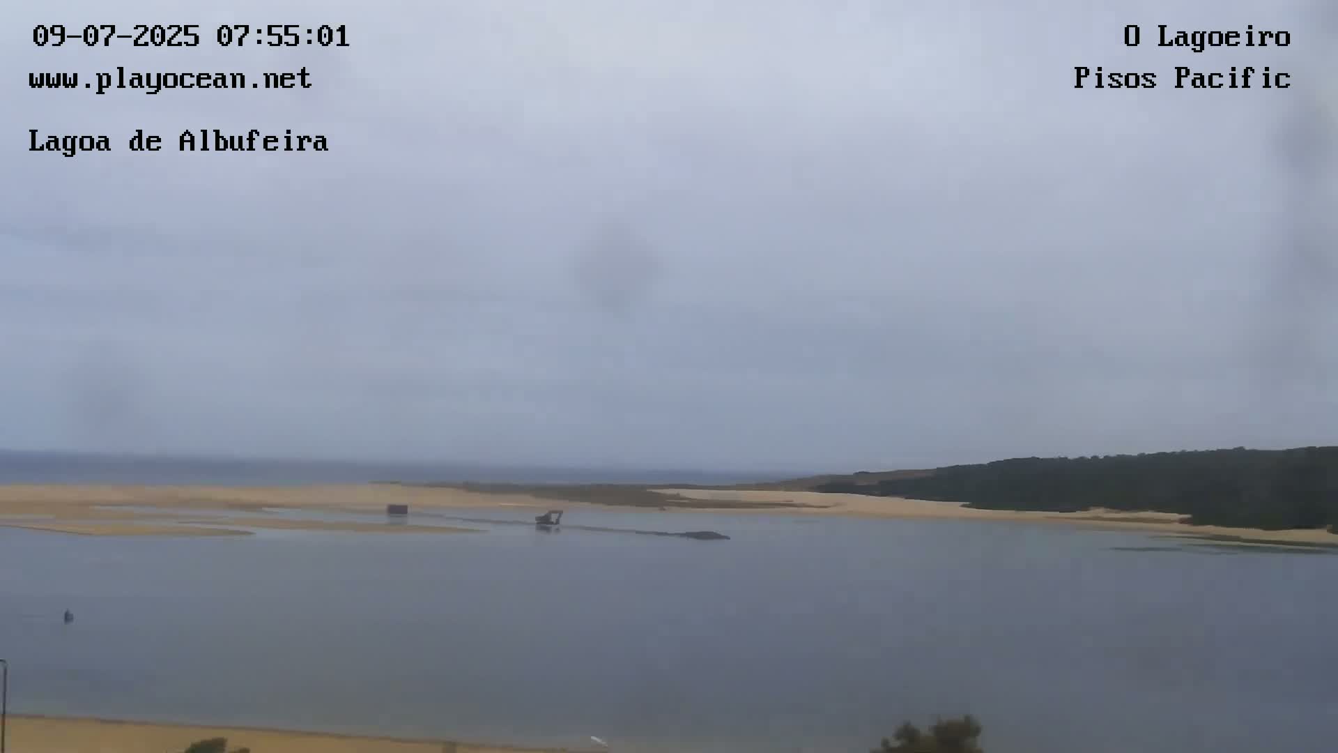 Lagoa de Albufeira Lake Wind Surf Live Cam - Sesimbra, Setubal, Lisbon, Portugal