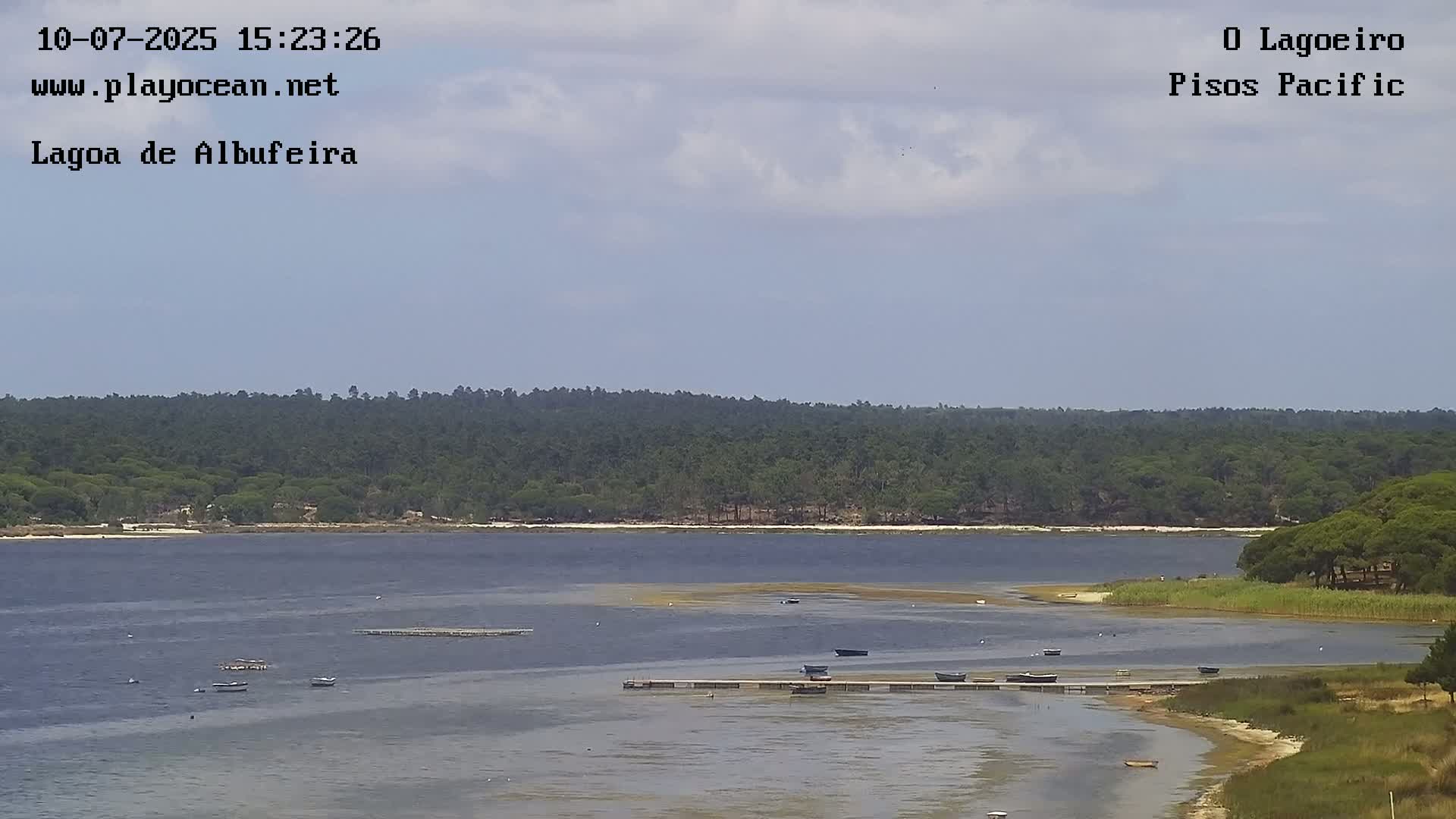 Lagoa de Albufeira Lake Wind Surf Live Cam - Sesimbra, Setubal, Lisbon, Portugal