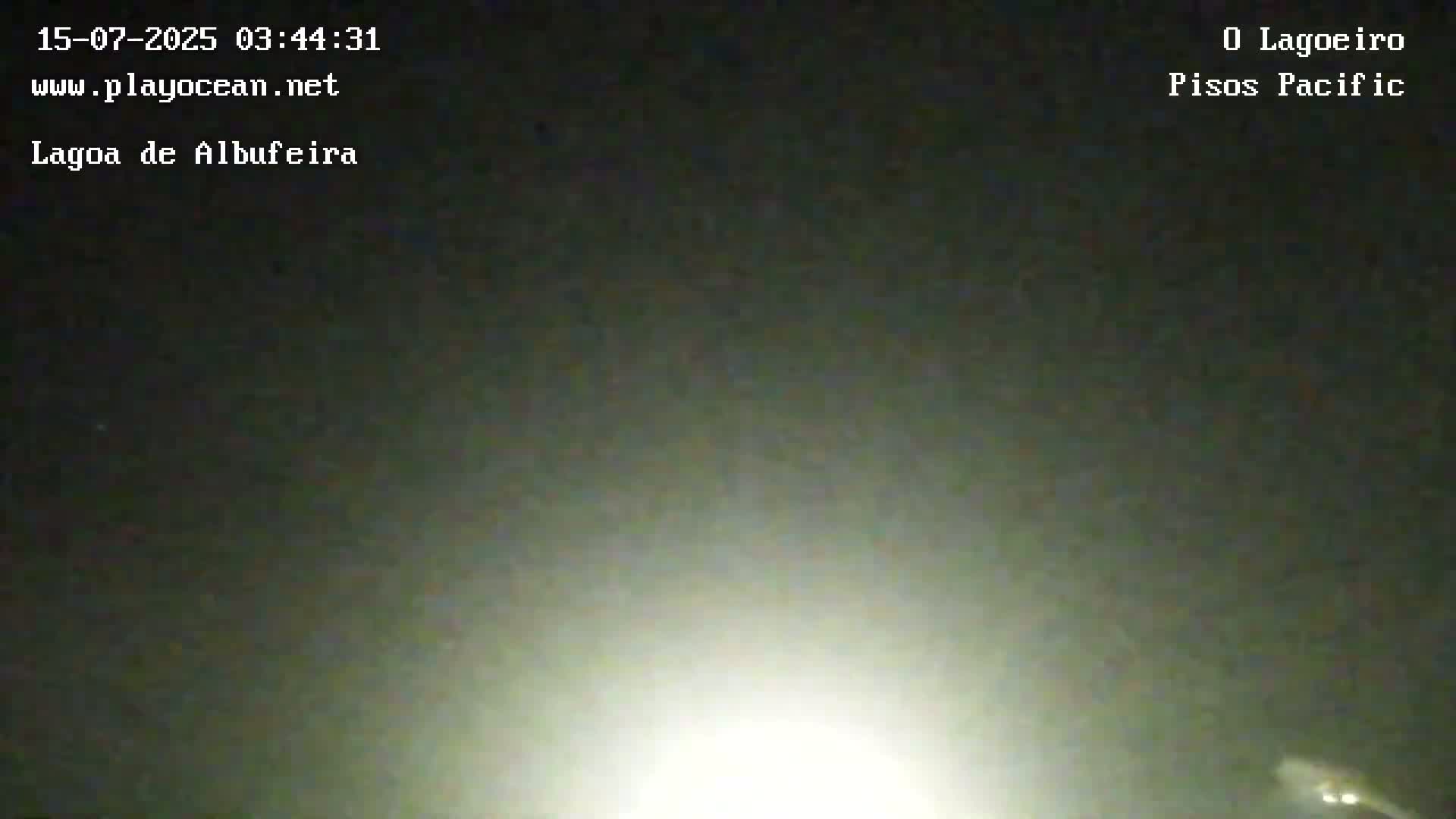 Lagoa de Albufeira Lake Wind Surf Live Cam - Sesimbra, Setubal, Lisbon, Portugal
