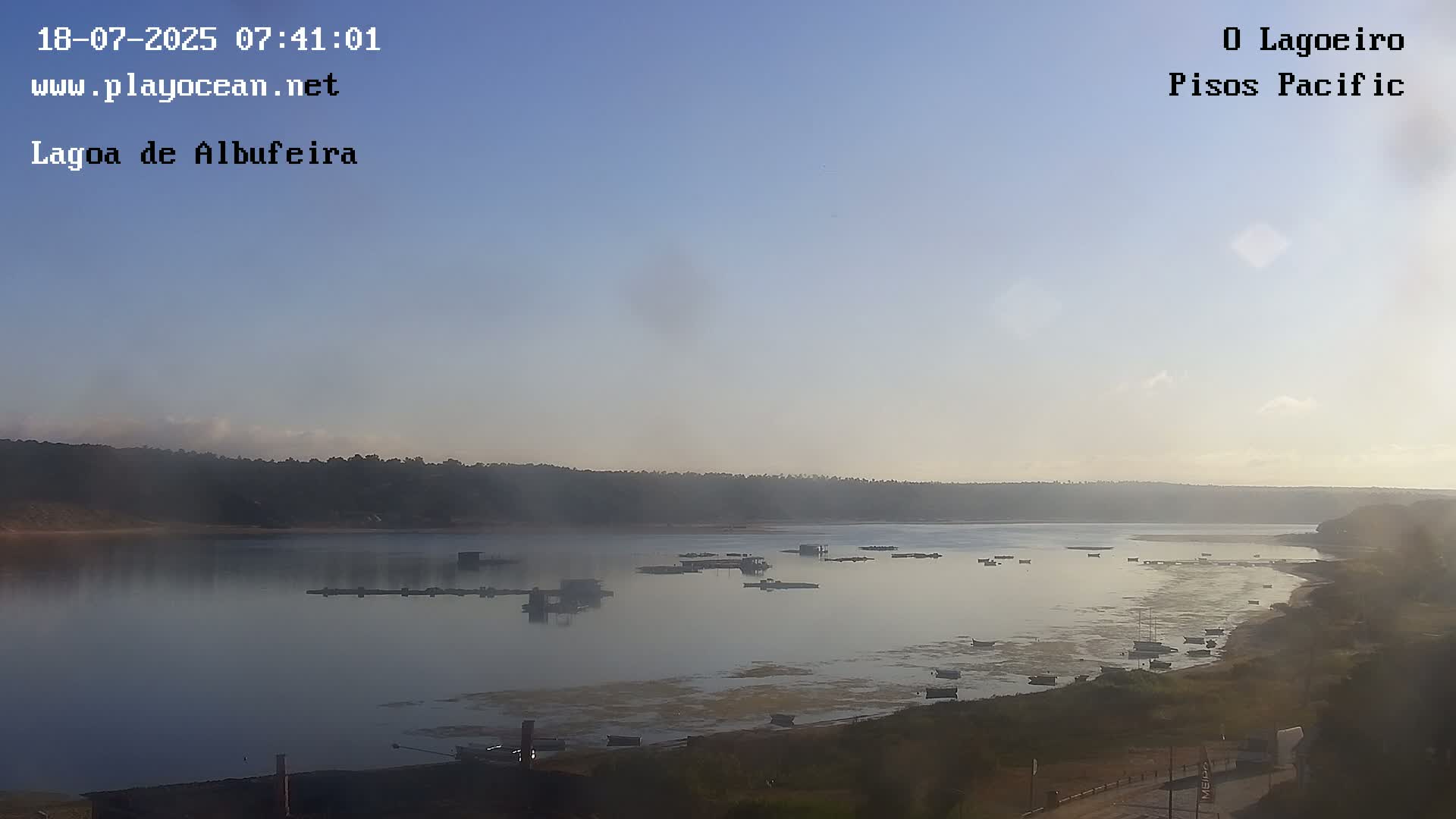 Lagoa de Albufeira Lake Wind Surf Live Cam - Sesimbra, Setubal, Lisbon, Portugal