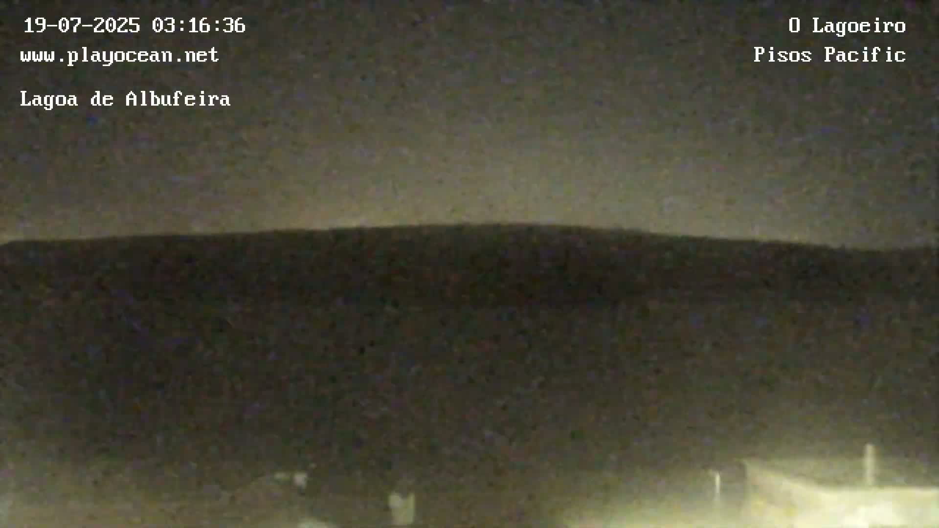 Lagoa de Albufeira Lake Wind Surf Live Cam - Sesimbra, Setubal, Lisbon, Portugal