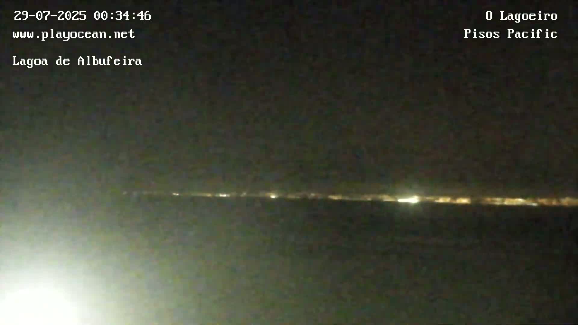 Lagoa de Albufeira Lake Wind Surf Live Cam - Sesimbra, Setubal, Lisbon, Portugal