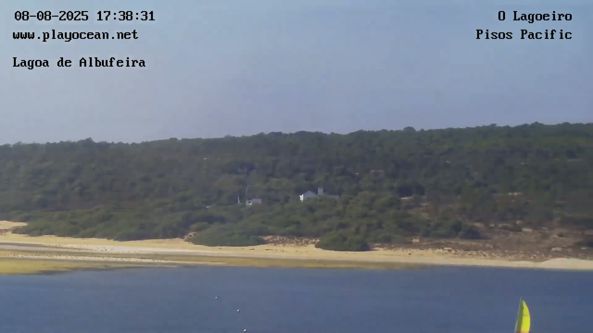 Lagoa de Albufeira Lake Wind Surf Live Cam - Sesimbra, Setubal, Lisbon, Portugal