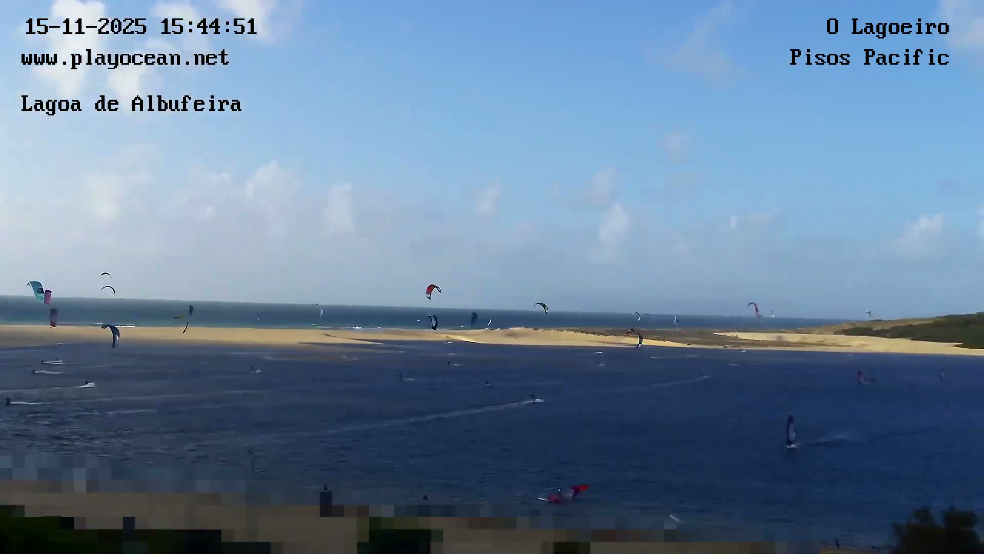 Lagoa de Albufeira Lake Wind Surf Live Cam - Sesimbra, Setubal, Lisbon, Portugal