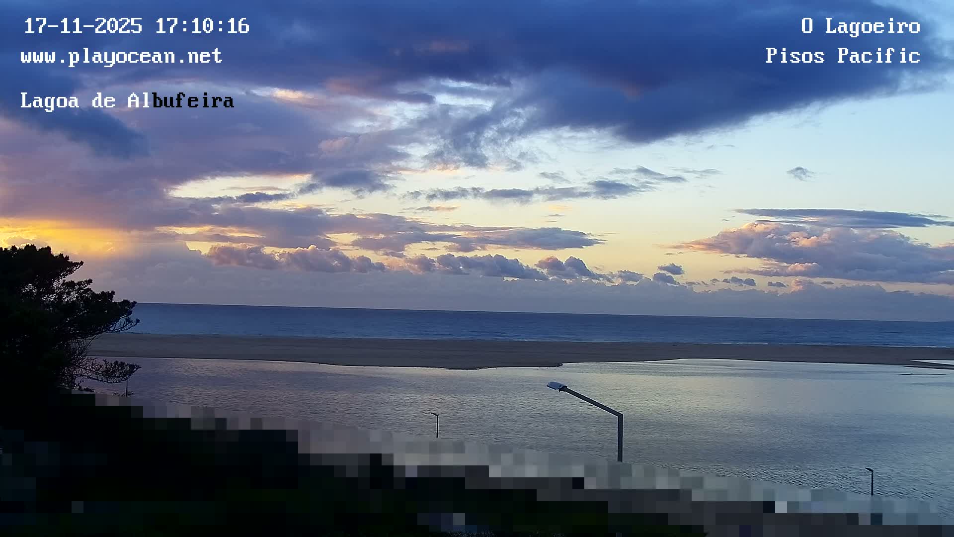 Lagoa de Albufeira Lake Wind Surf Live Cam - Sesimbra, Setubal, Lisbon, Portugal