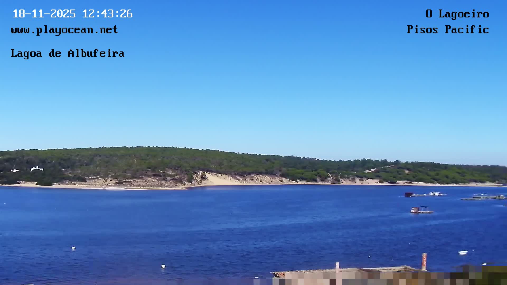 Lagoa de Albufeira Lake Wind Surf Live Cam - Sesimbra, Setubal, Lisbon, Portugal