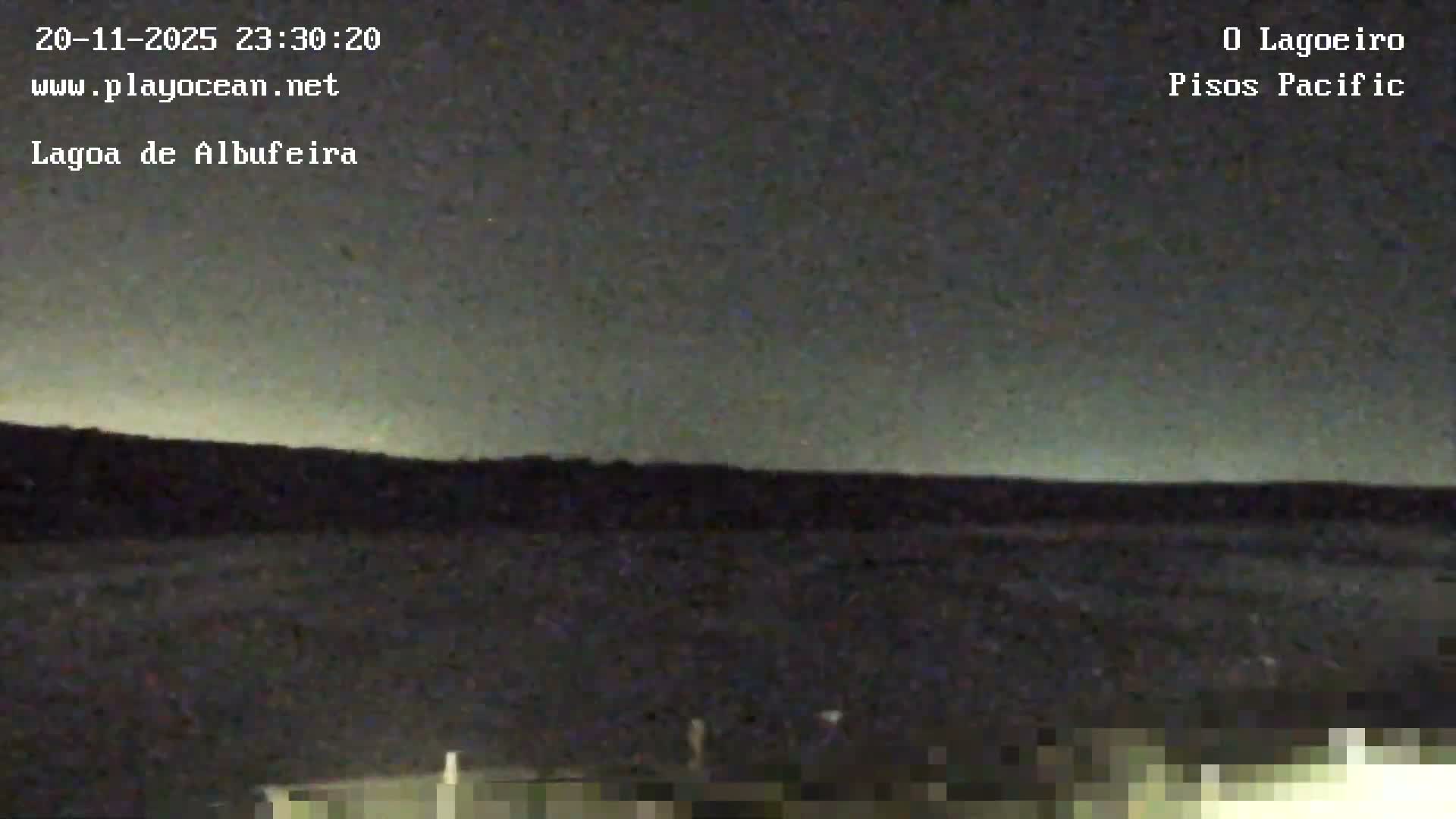 Lagoa de Albufeira Lake Wind Surf Live Cam - Sesimbra, Setubal, Lisbon, Portugal