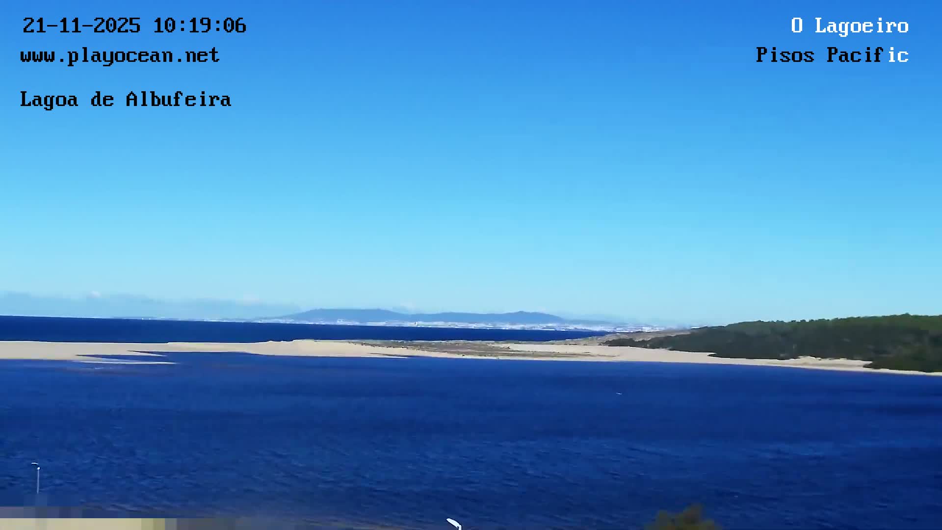 Lagoa de Albufeira Lake Wind Surf Live Cam - Sesimbra, Setubal, Lisbon, Portugal