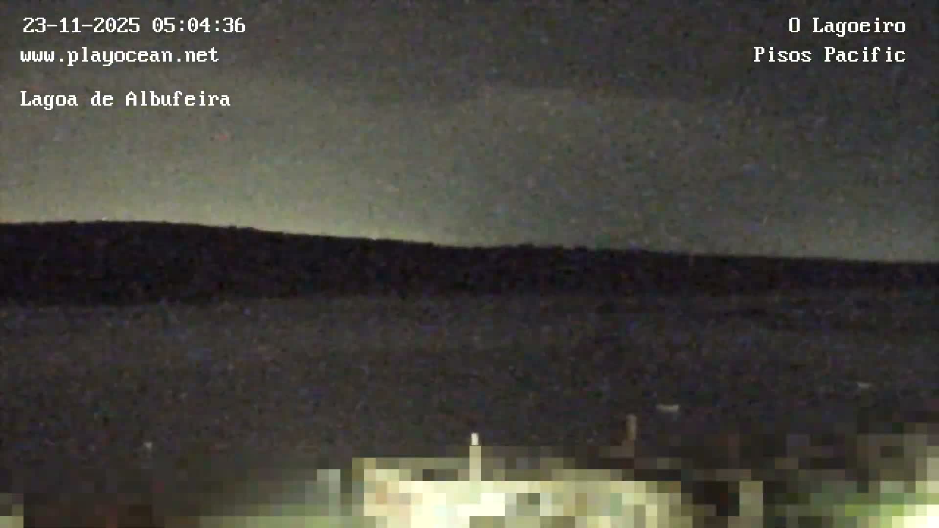 Lagoa de Albufeira Lake Wind Surf Live Cam - Sesimbra, Setubal, Lisbon, Portugal