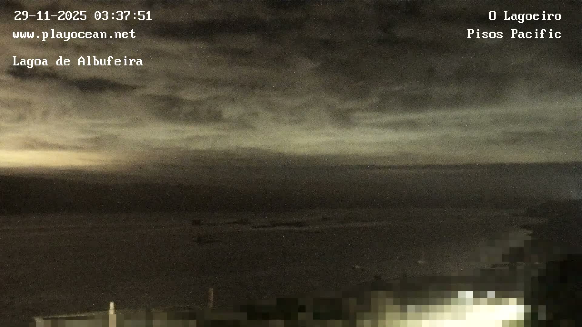 Lagoa de Albufeira Lake Wind Surf Live Cam - Sesimbra, Setubal, Lisbon, Portugal