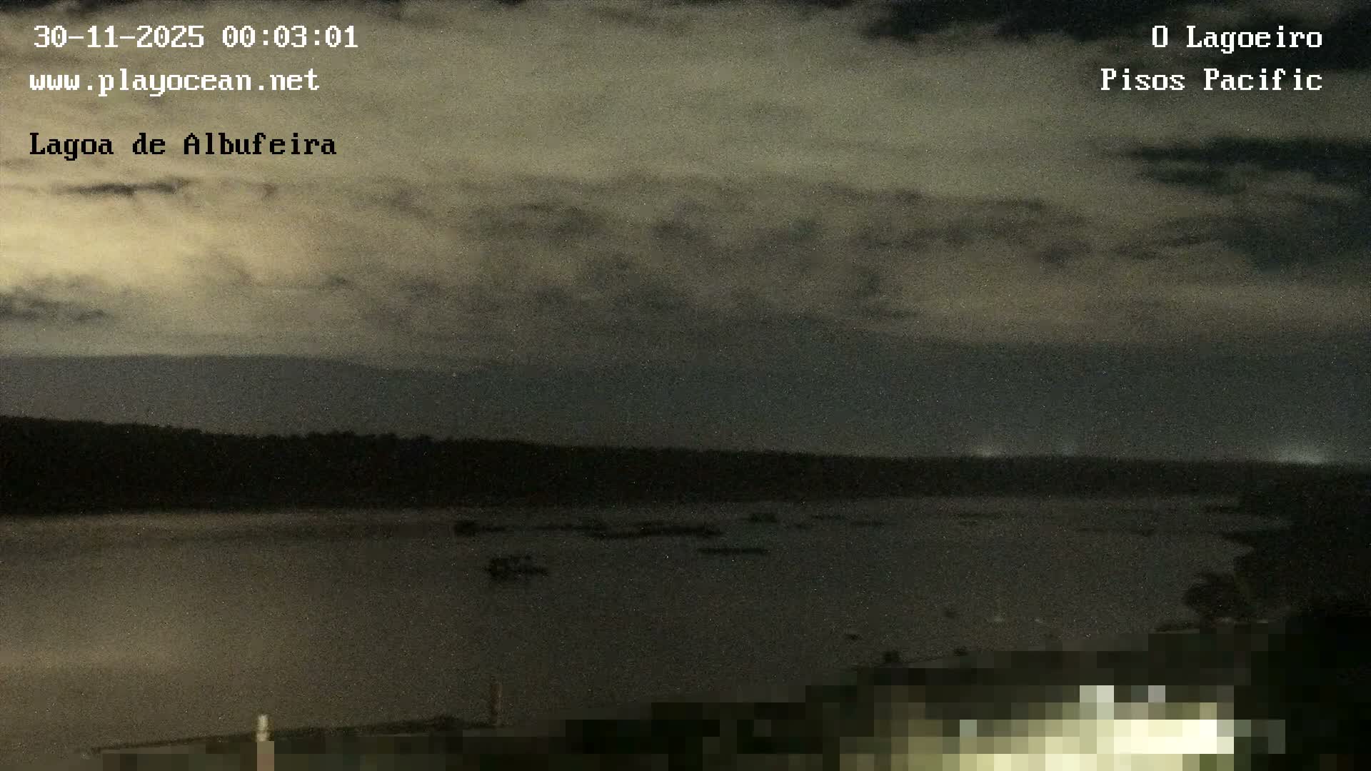 Lagoa de Albufeira Lake Wind Surf Live Cam - Sesimbra, Setubal, Lisbon, Portugal