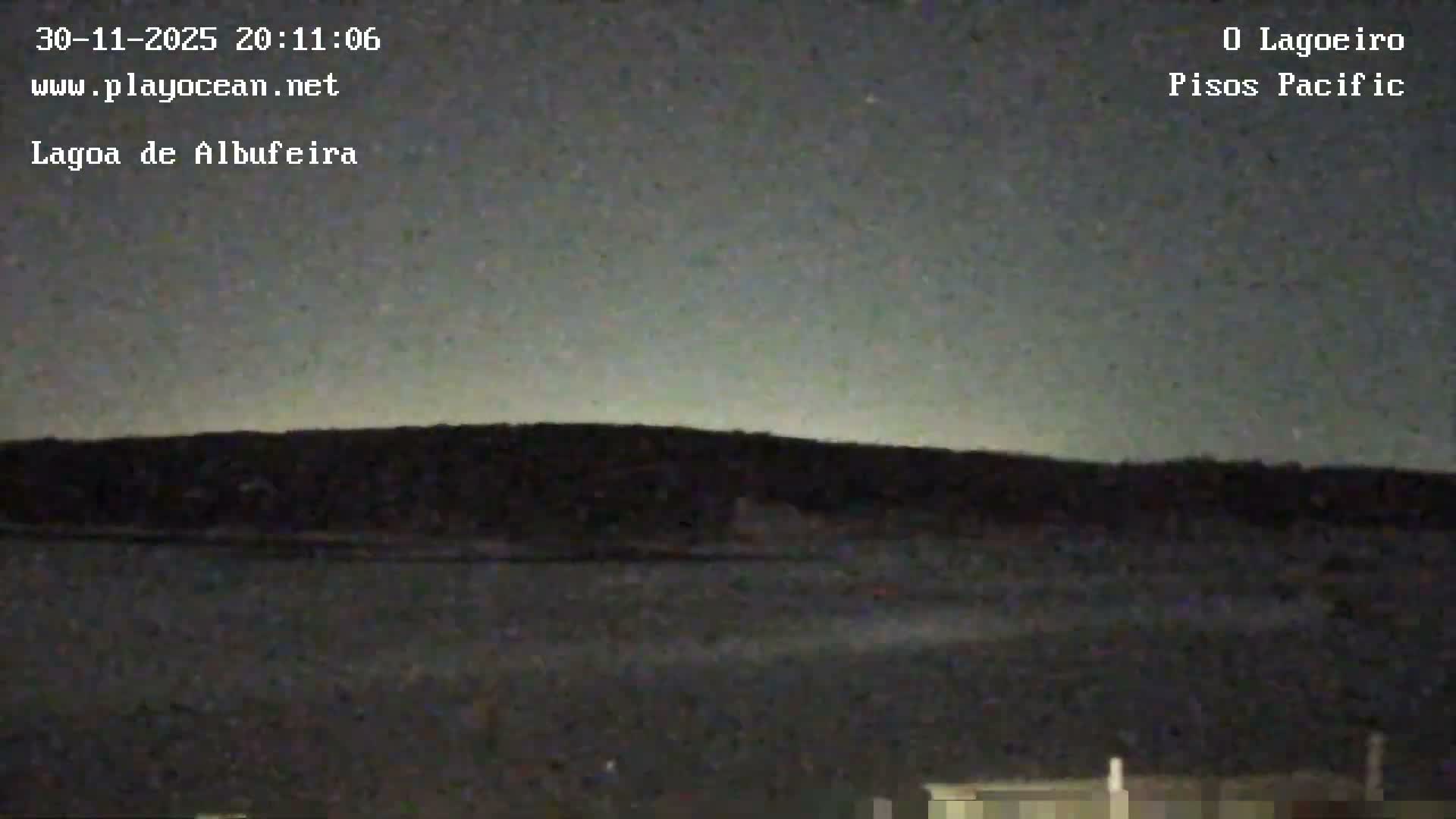 Lagoa de Albufeira Lake Wind Surf Live Cam - Sesimbra, Setubal, Lisbon, Portugal