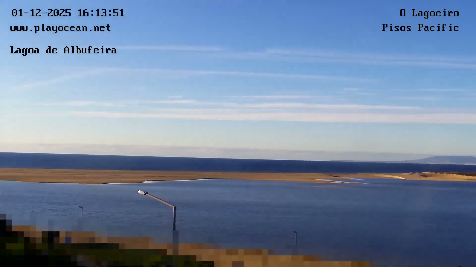 Lagoa de Albufeira Lake Wind Surf Live Cam - Sesimbra, Setubal, Lisbon, Portugal