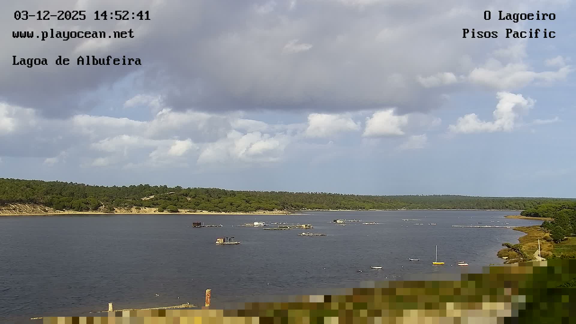 Lagoa de Albufeira Lake Wind Surf Live Cam - Sesimbra, Setubal, Lisbon, Portugal