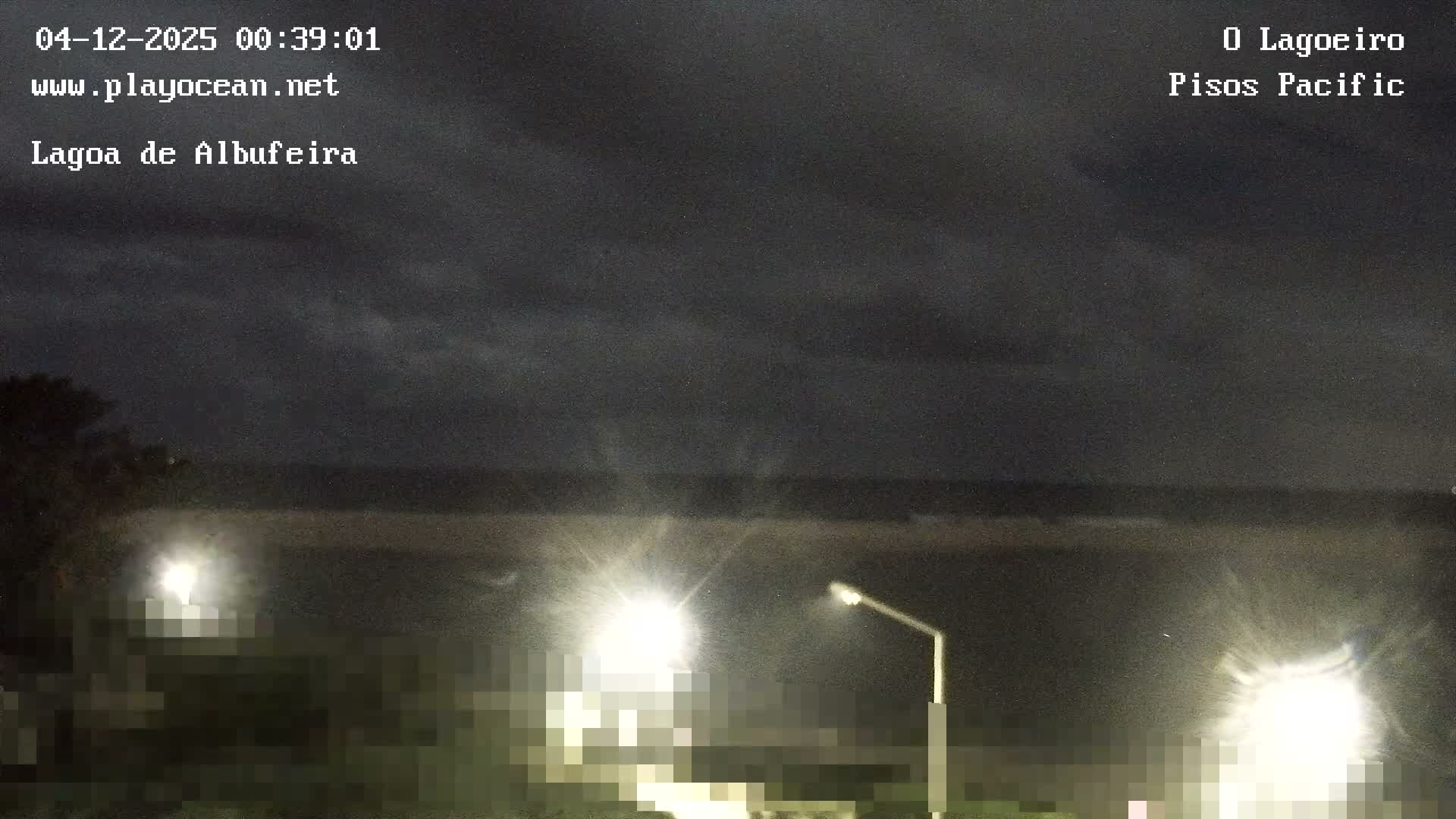 Lagoa de Albufeira Lake Wind Surf Live Cam - Sesimbra, Setubal, Lisbon, Portugal