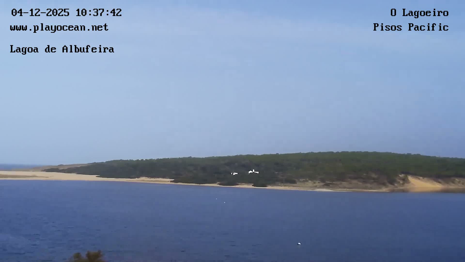 Lagoa de Albufeira Lake Wind Surf Live Cam - Sesimbra, Setubal, Lisbon, Portugal