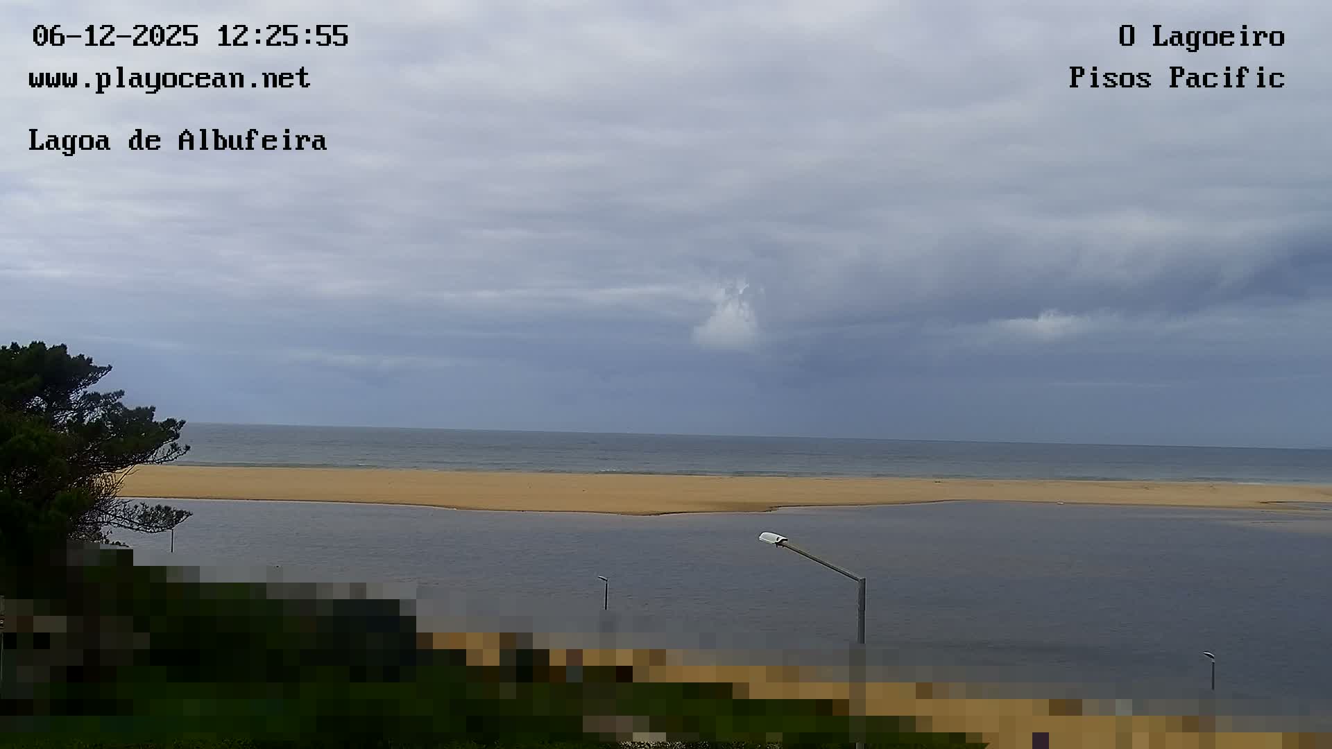 Lagoa de Albufeira Lake Wind Surf Live Cam - Sesimbra, Setubal, Lisbon, Portugal