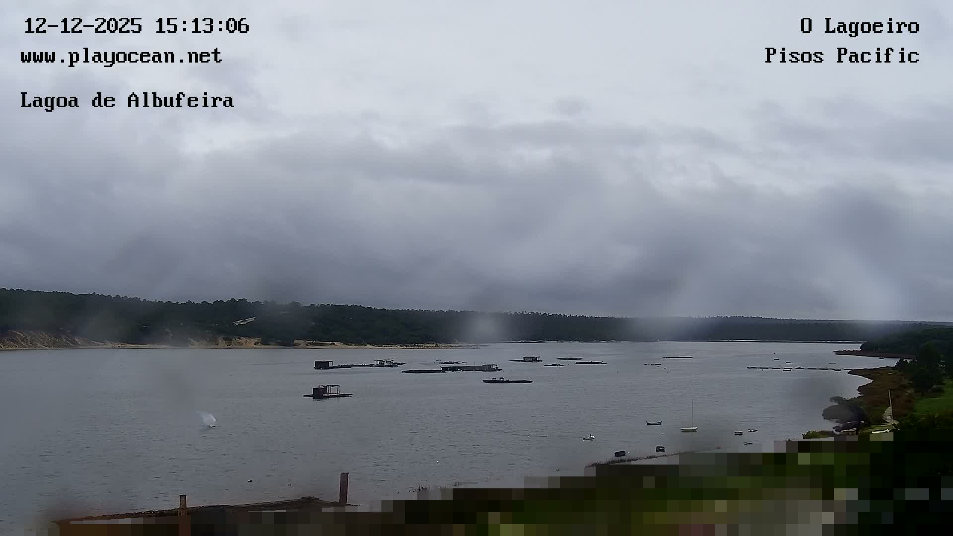 Lagoa de Albufeira Lake Wind Surf Live Cam - Sesimbra, Setubal, Lisbon, Portugal