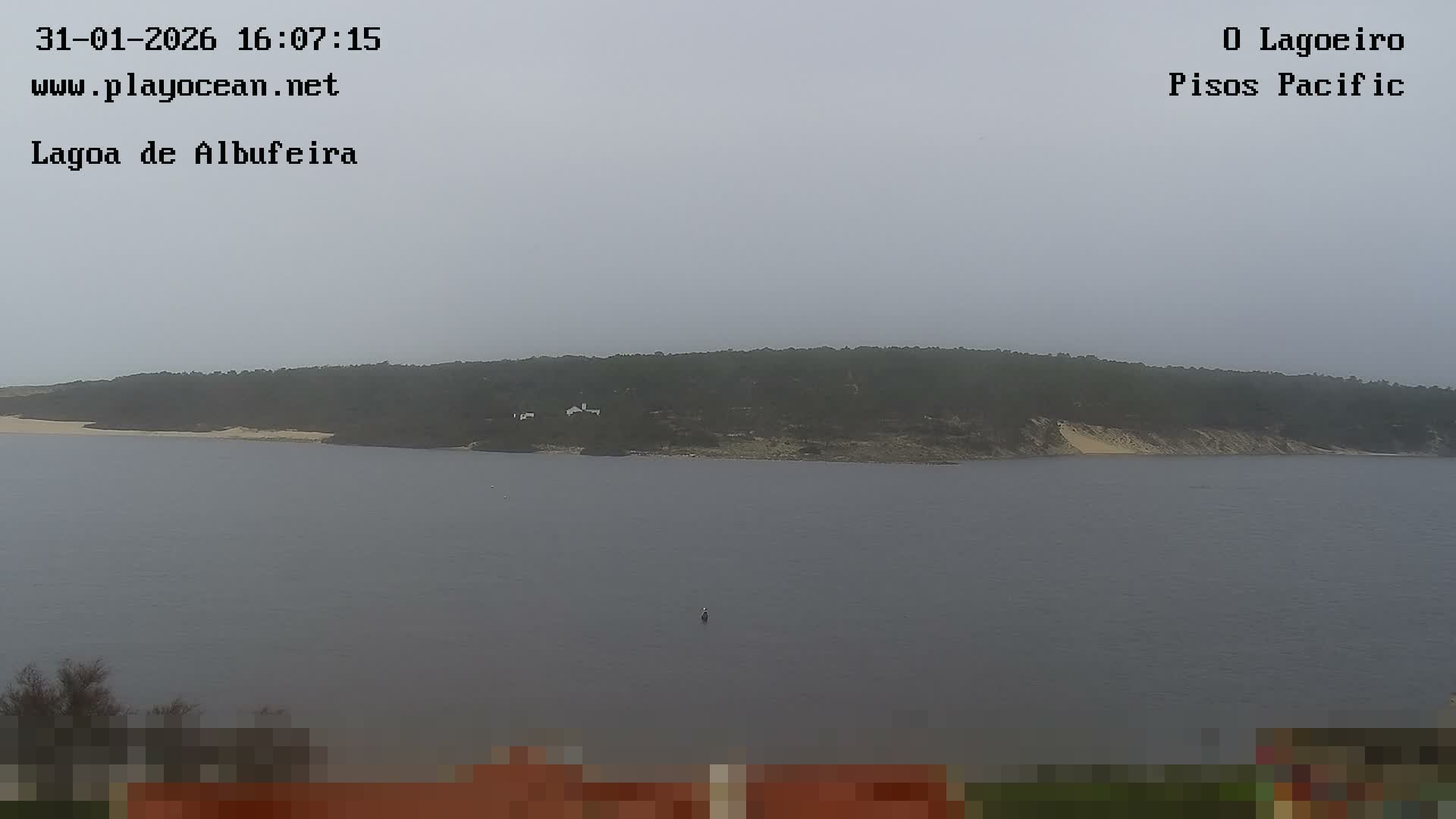 Lagoa de Albufeira Lake Wind Surf Live Cam - Sesimbra, Setubal, Lisbon, Portugal