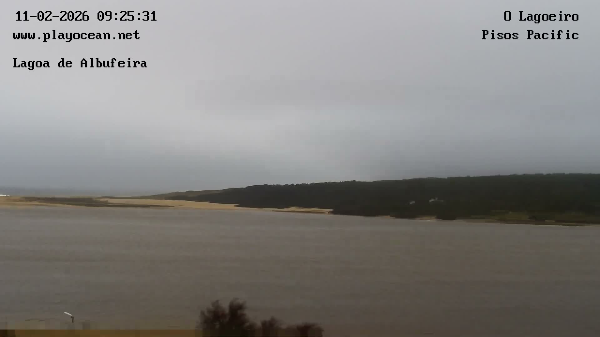 Lagoa de Albufeira Lake Wind Surf Live Cam - Sesimbra, Setubal, Lisbon, Portugal