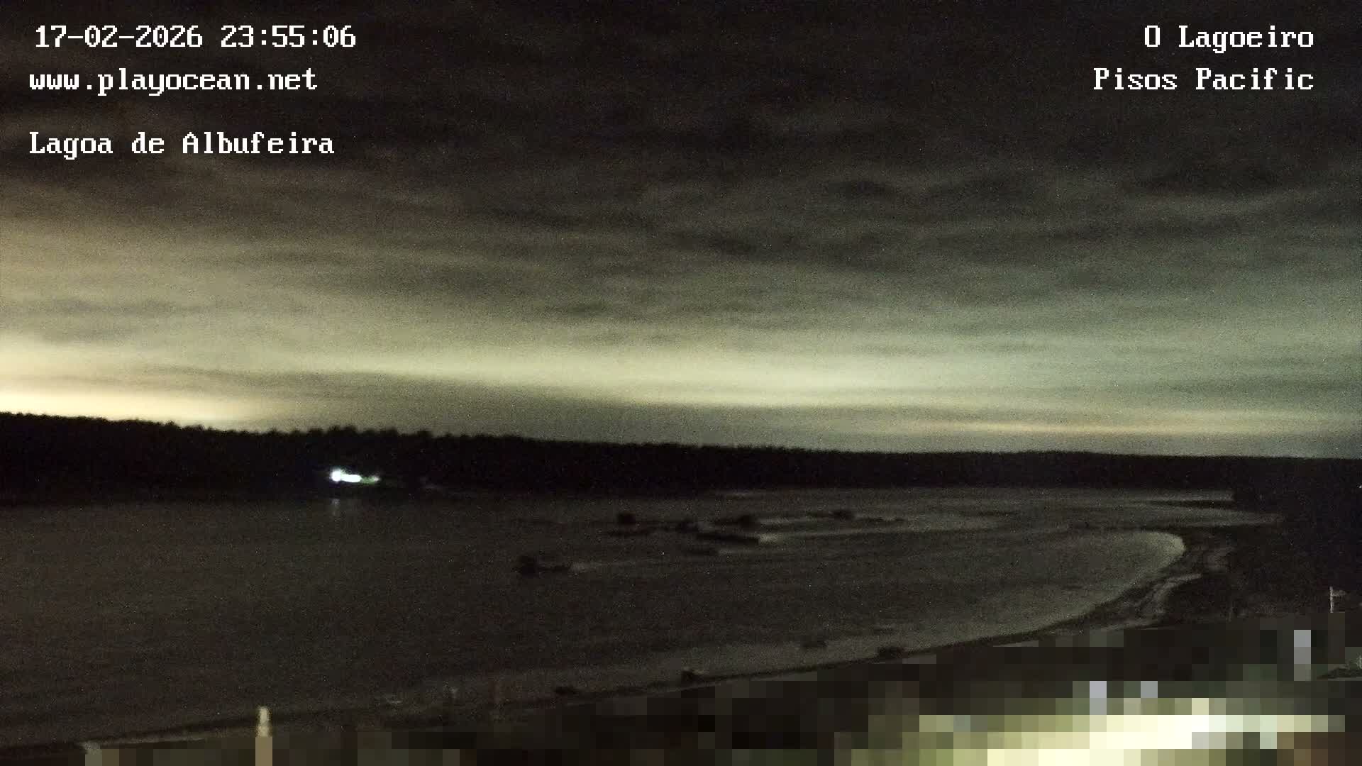 Lagoa de Albufeira Lake Wind Surf Live Cam - Sesimbra, Setubal, Lisbon, Portugal