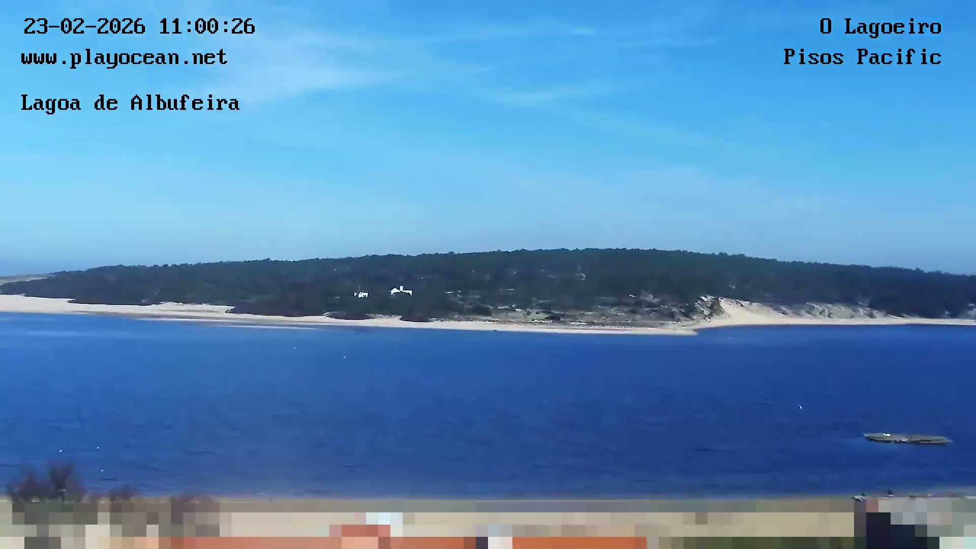 Lagoa de Albufeira Lake Wind Surf Live Cam - Sesimbra, Setubal, Lisbon, Portugal