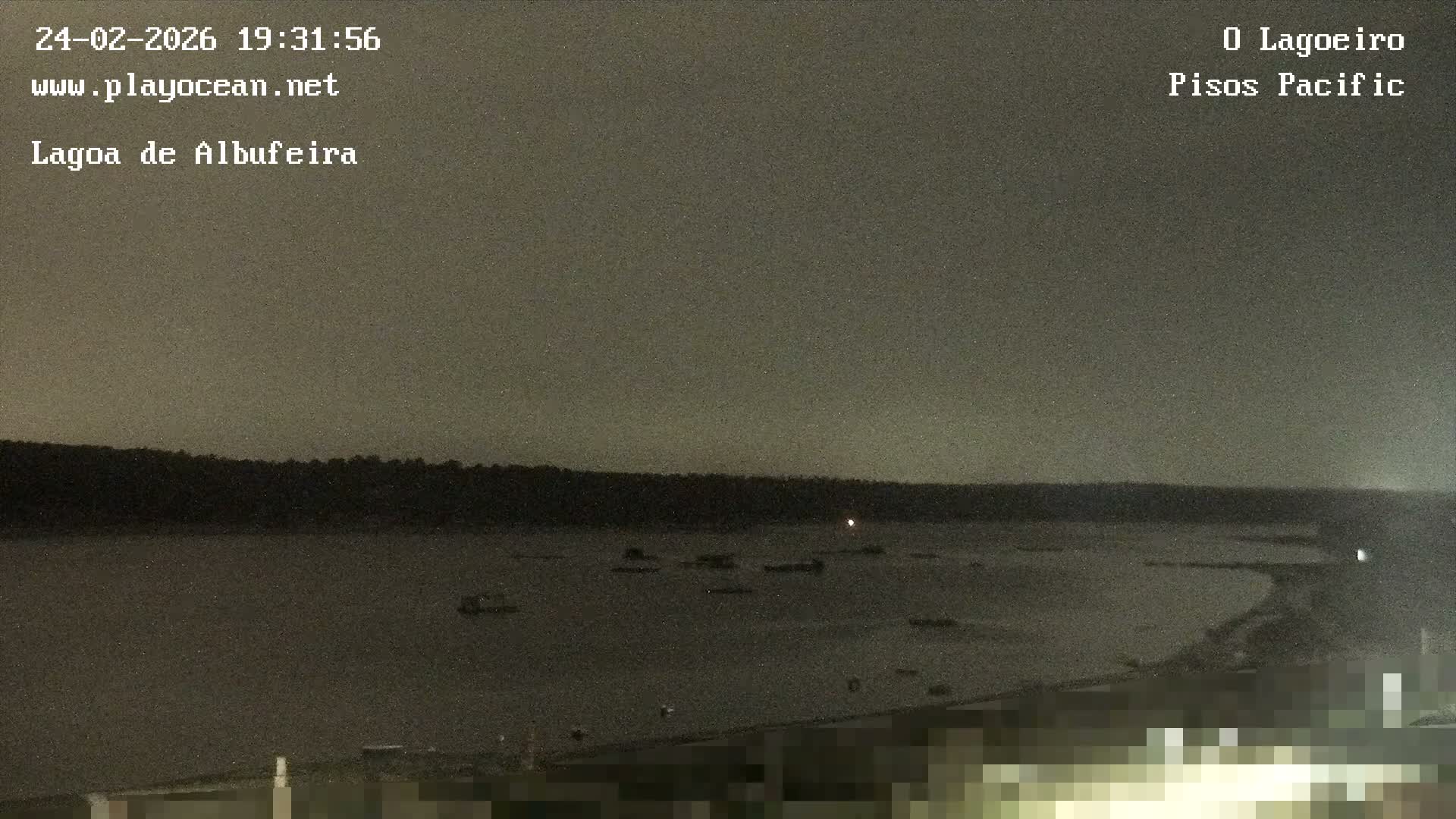 Lagoa de Albufeira Lake Wind Surf Live Cam - Sesimbra, Setubal, Lisbon, Portugal