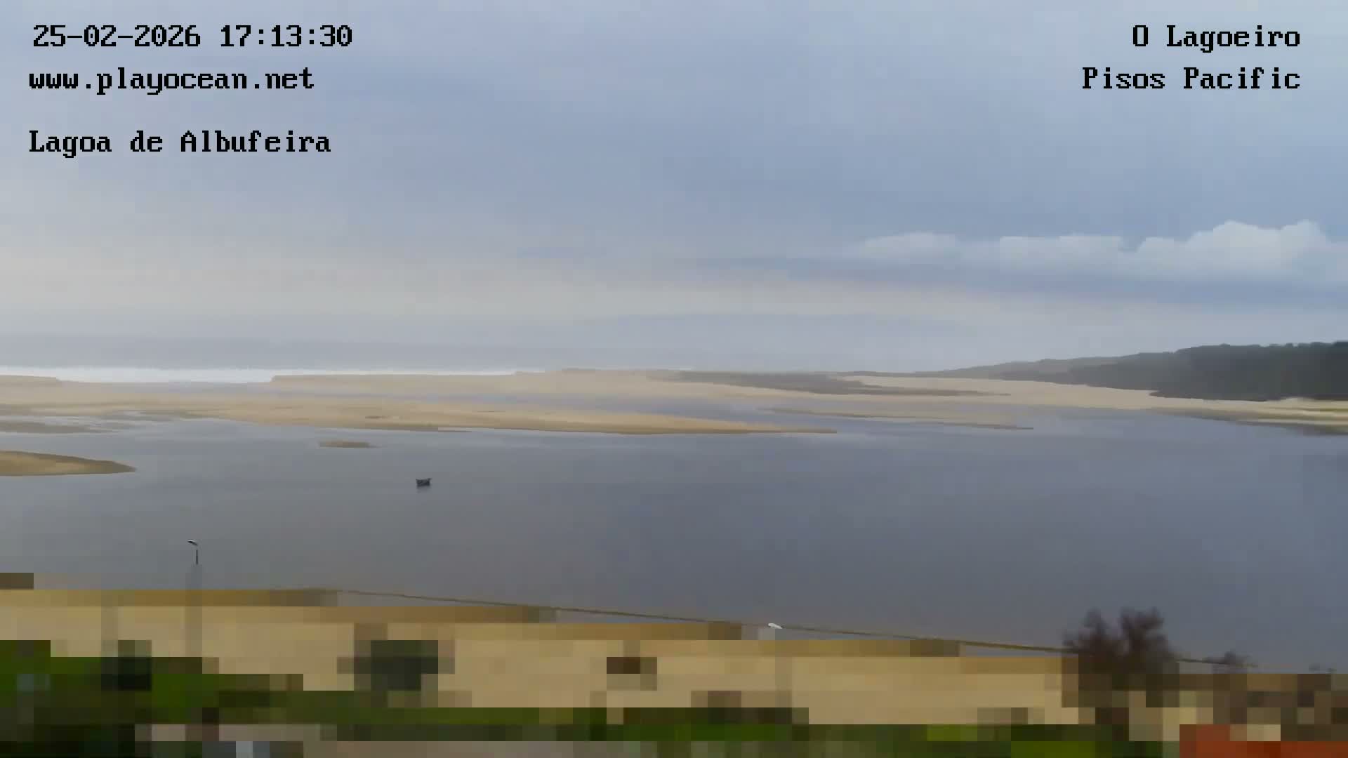 Lagoa de Albufeira Lake Wind Surf Live Cam - Sesimbra, Setubal, Lisbon, Portugal