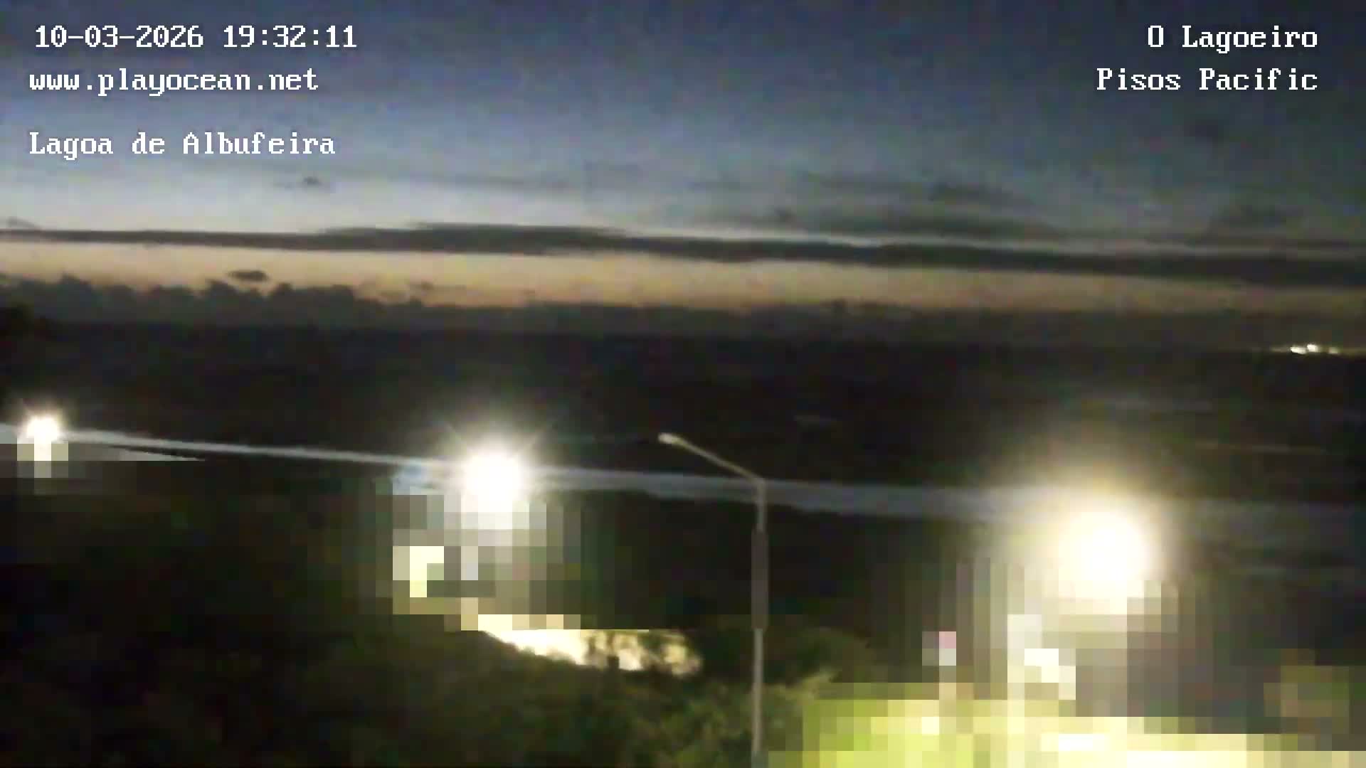 Lagoa de Albufeira Lake Wind Surf Live Cam - Sesimbra, Setubal, Lisbon, Portugal