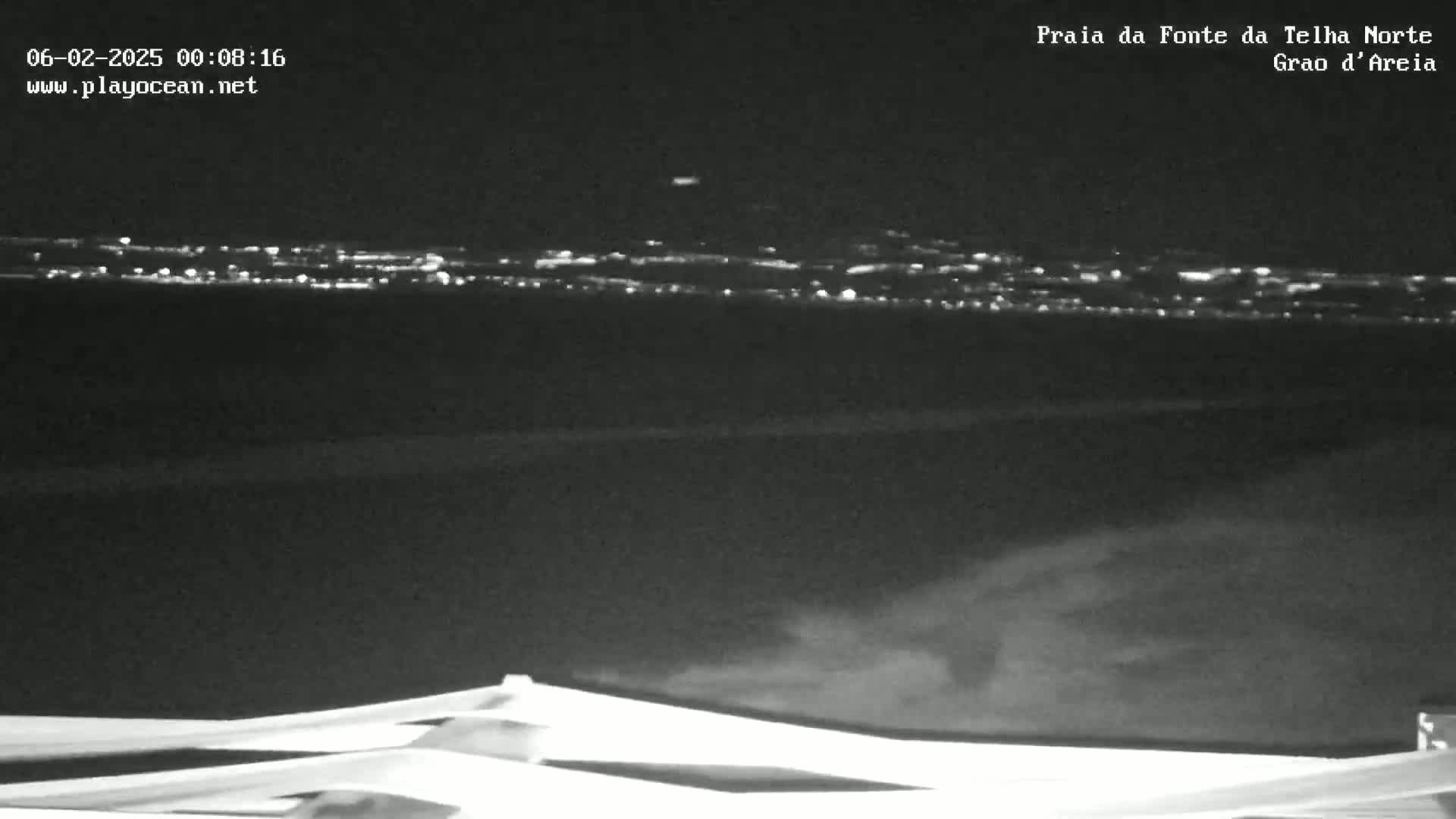 Praia da Fonte da Telha Beach, Costa de Caparica Surf  Live Cam - Almada, Setubal, Portugal