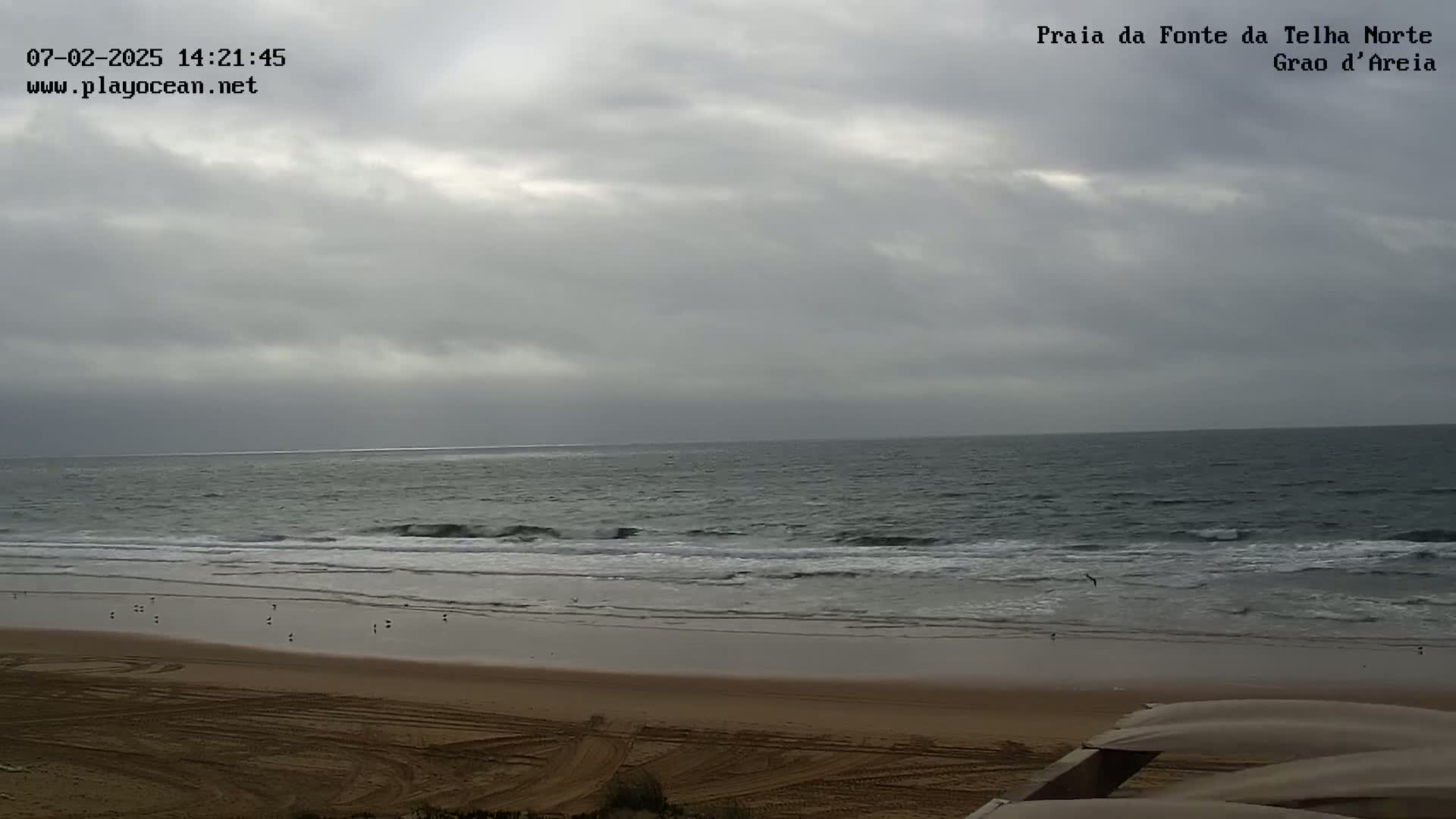 Praia da Fonte da Telha Beach, Costa de Caparica Surf  Live Cam - Almada, Setubal, Portugal