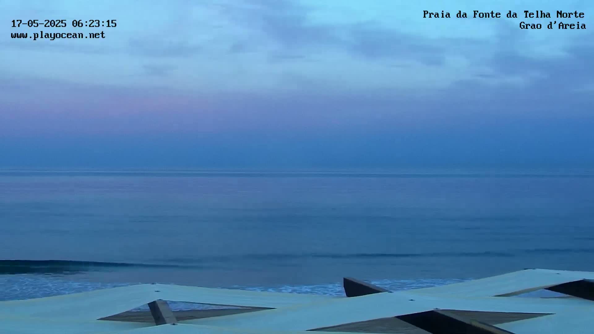 Praia da Fonte da Telha Beach, Costa de Caparica Surf  Live Cam - Almada, Setubal, Lisbon, Portugal