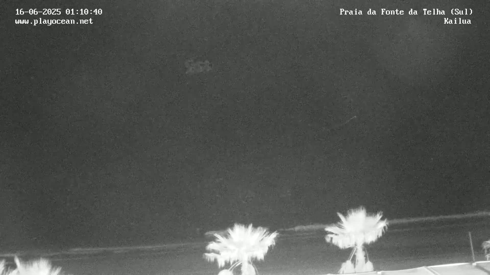 Praia da Fonte da Telha Beach, Costa de Caparica Surf  Live Cam - Almada, Setubal, Portugal