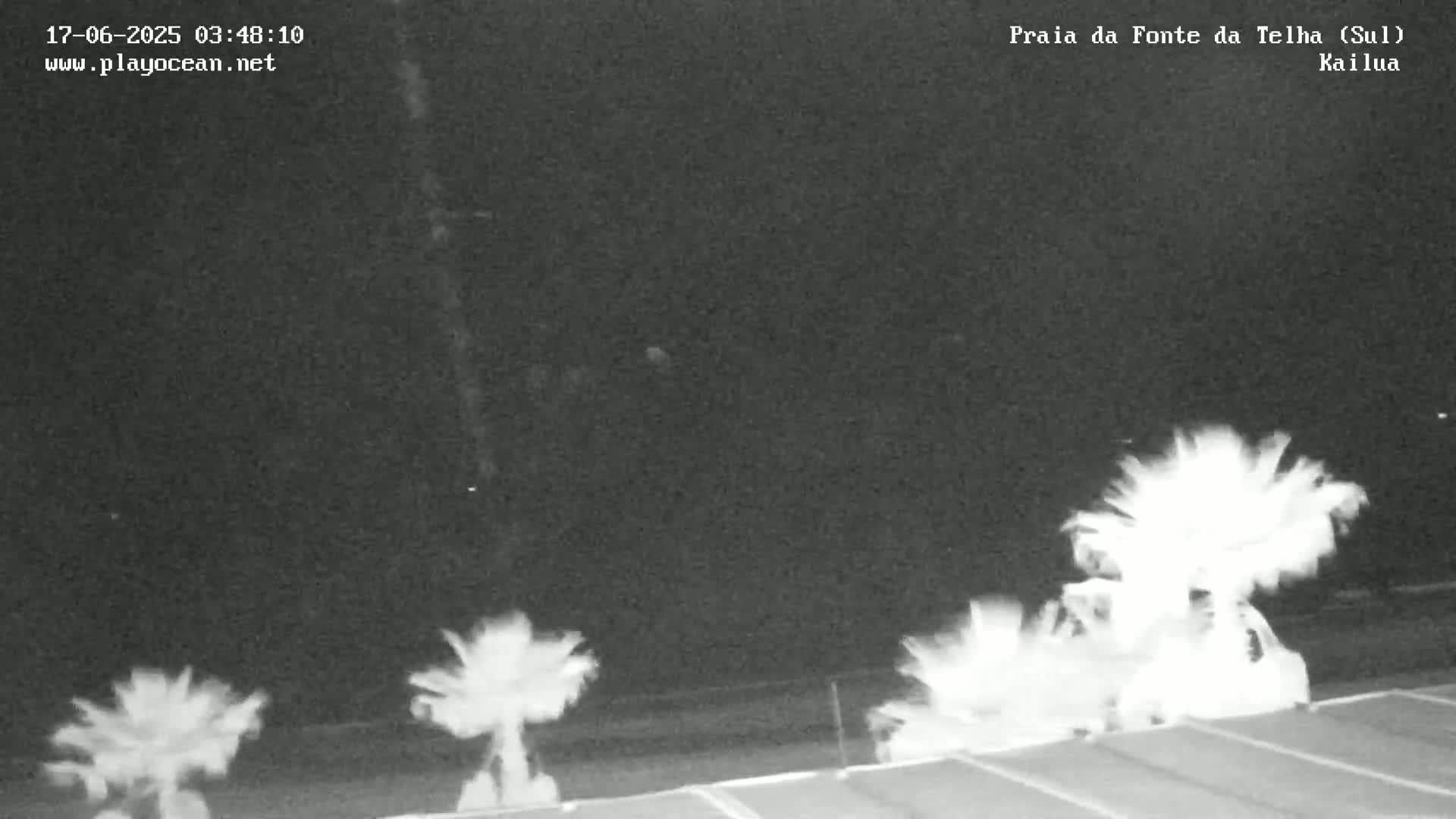 Praia da Fonte da Telha Beach, Costa de Caparica Surf  Live Cam - Almada, Setubal, Lisbon, Portugal