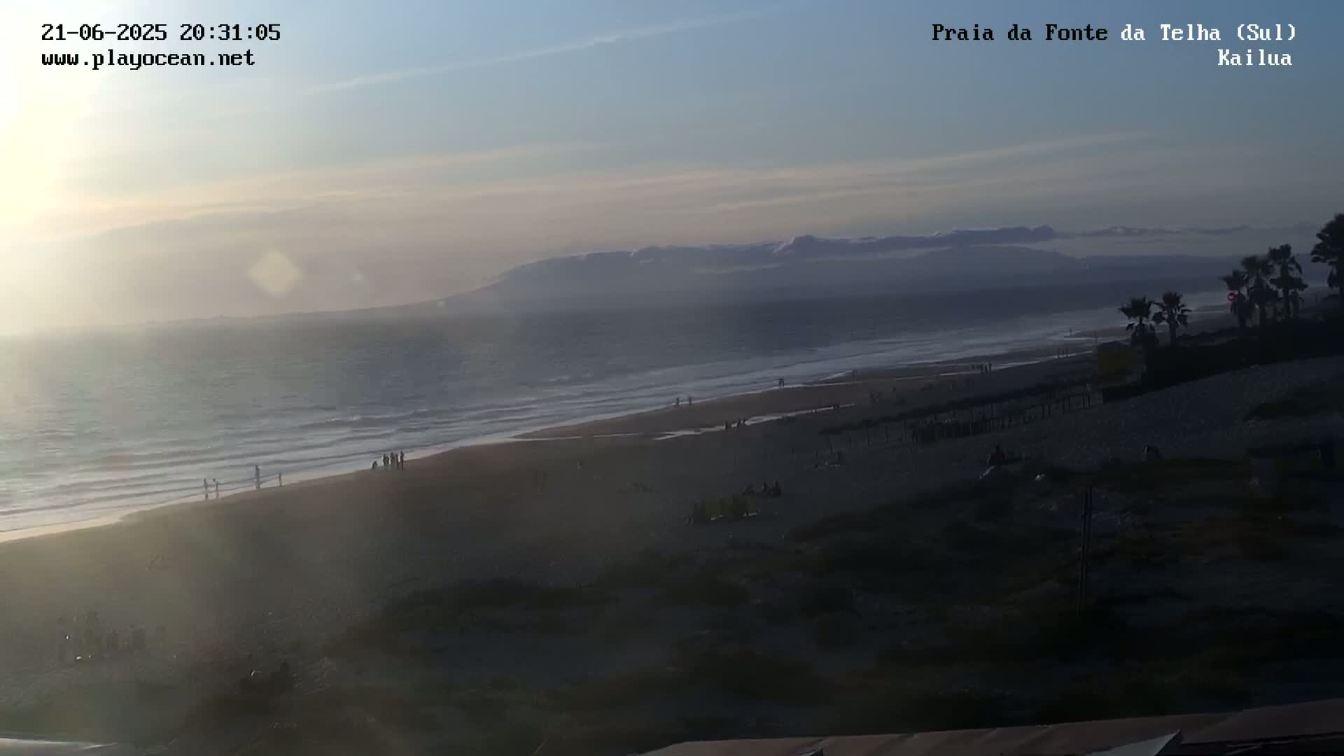 Praia da Fonte da Telha Beach, Costa de Caparica Surf  Live Cam - Almada, Setubal, Lisbon, Portugal