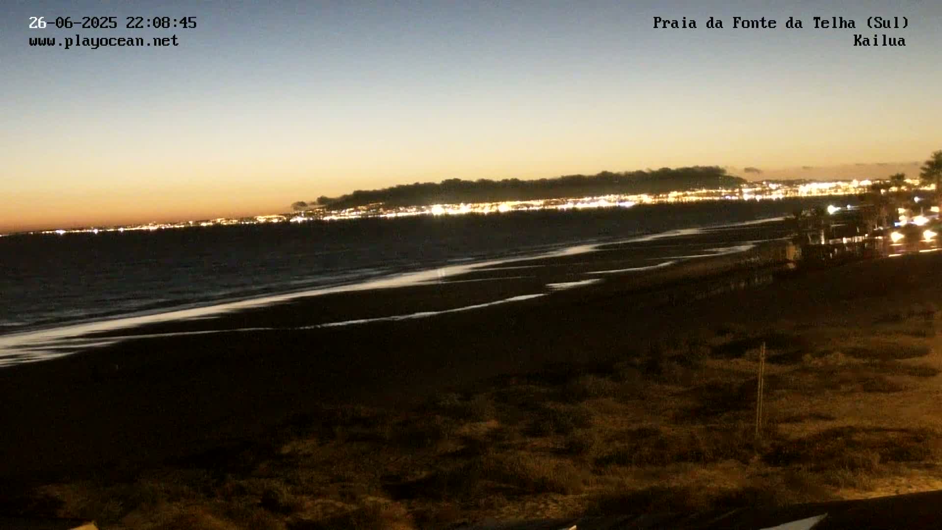 Praia da Fonte da Telha Beach, Costa de Caparica Surf  Live Cam - Almada, Setubal, Lisbon, Portugal