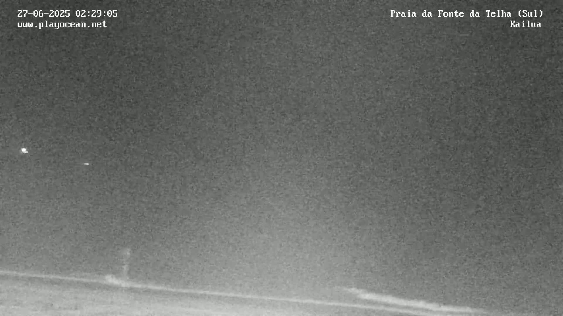 Praia da Fonte da Telha Beach, Costa de Caparica Surf  Live Cam - Almada, Setubal, Lisbon, Portugal