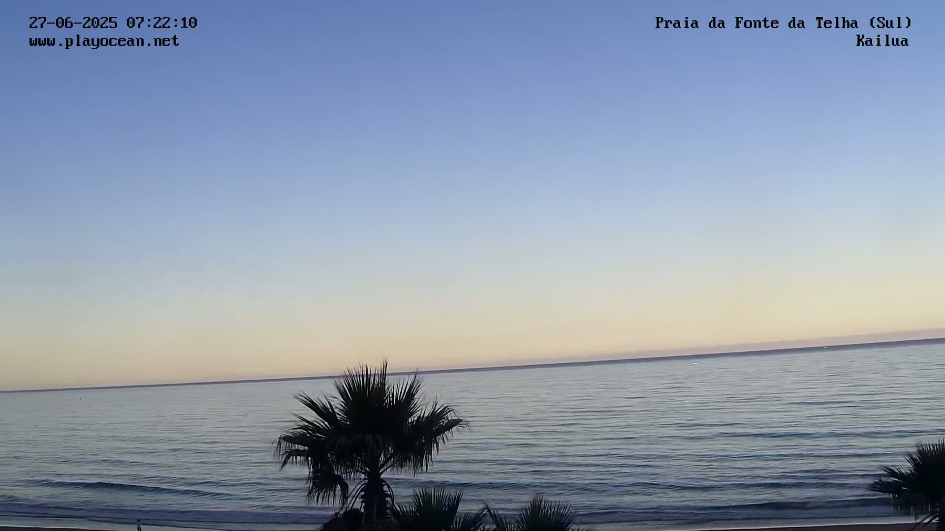 Praia da Fonte da Telha Beach, Costa de Caparica Surf  Live Cam - Almada, Setubal, Lisbon, Portugal